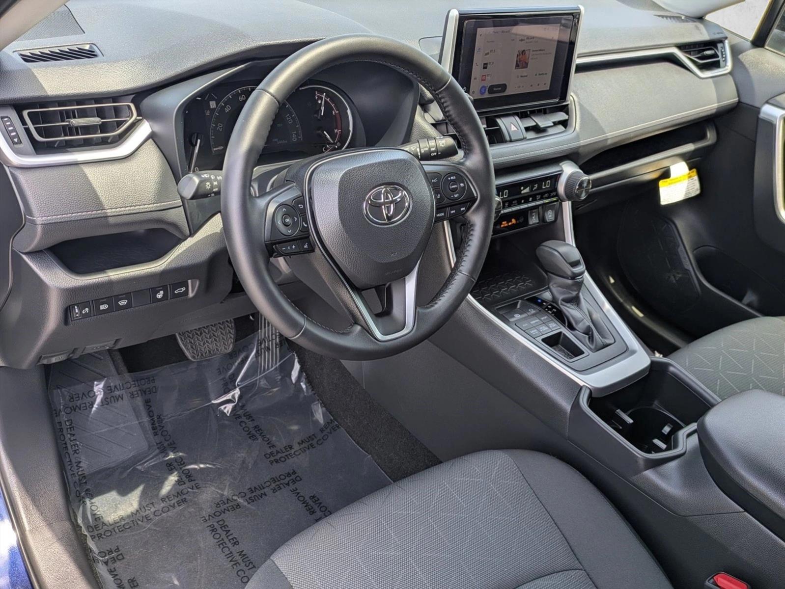 Thumbnail: 2025 Toyota RAV4 - 3
