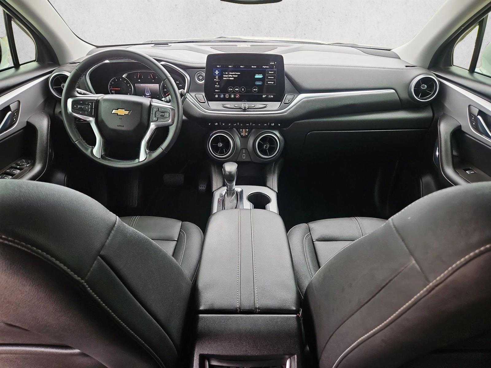 Thumbnail: 2023 Chevrolet Blazer - 3