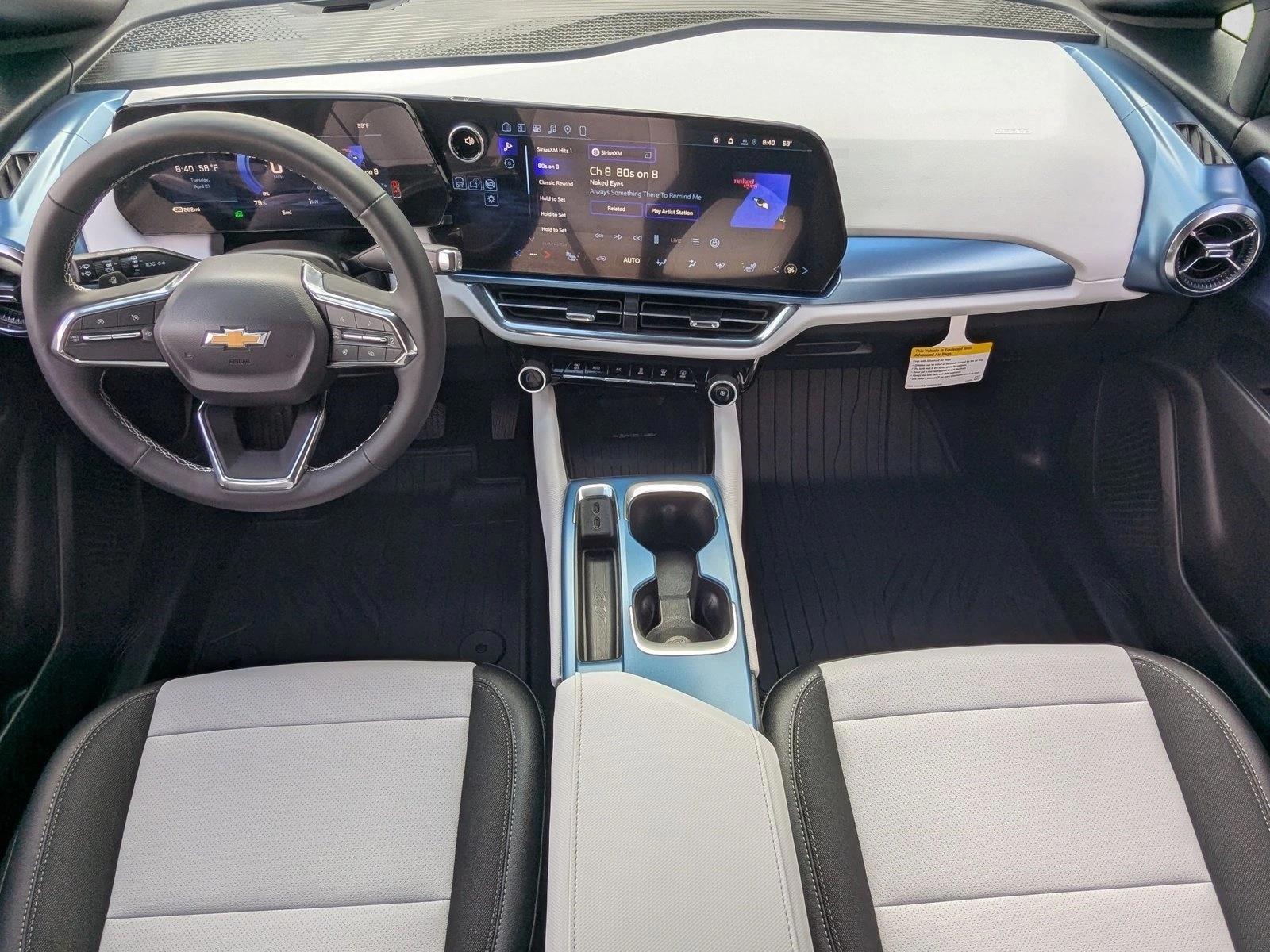 Thumbnail: 2026 Chevrolet Equinox - 3