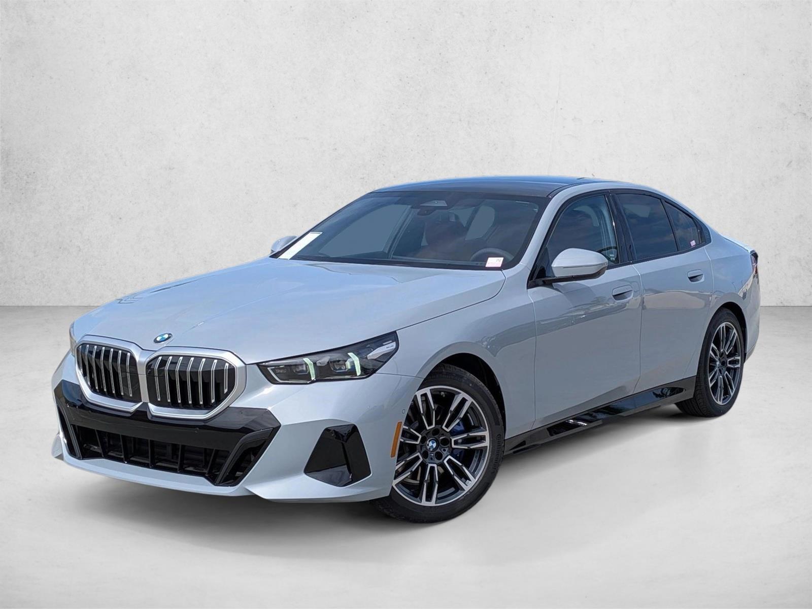 Thumbnail: 2026 BMW 5 Series - 1