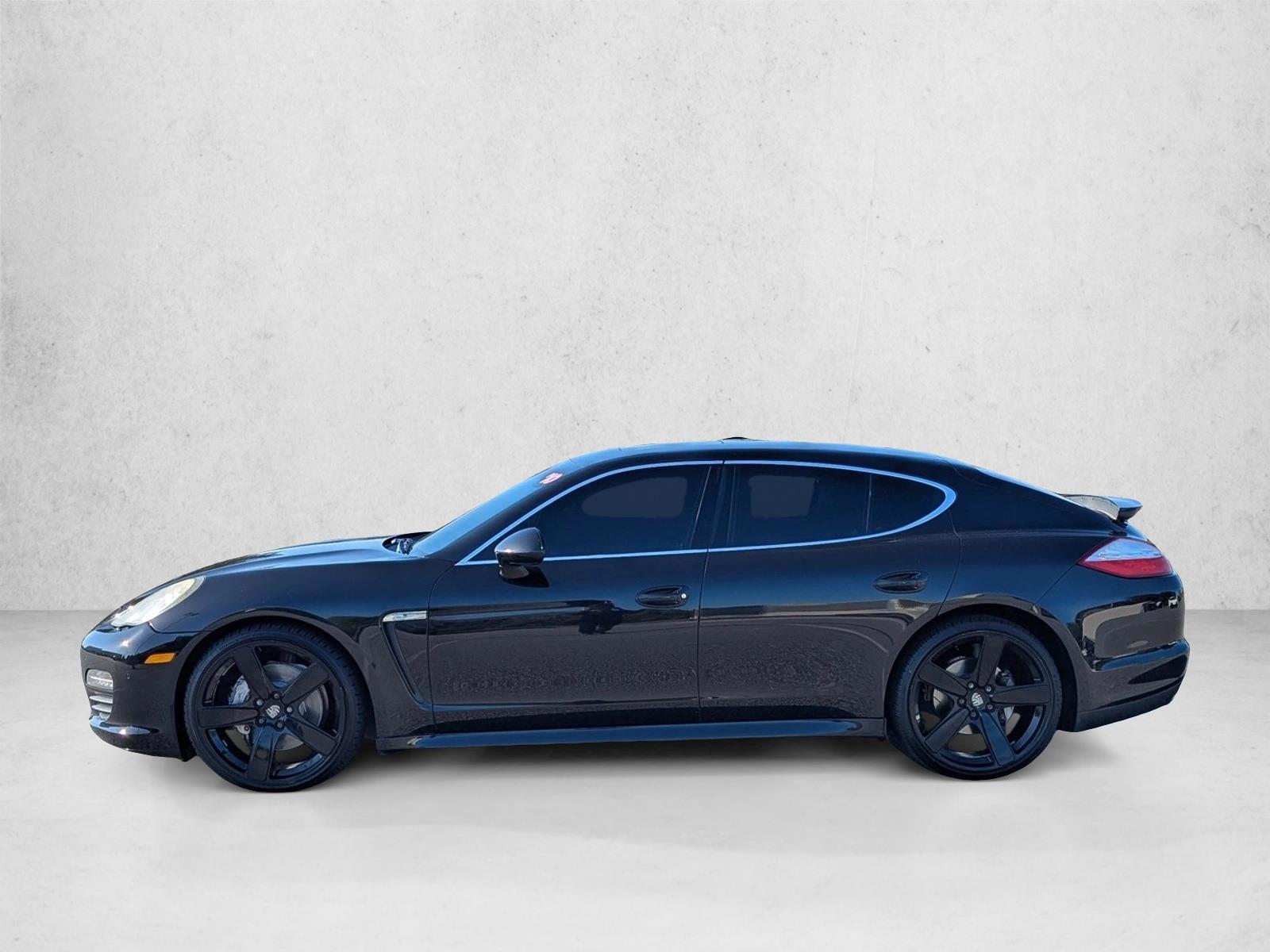 Thumbnail: 2010 Porsche Panamera - 2