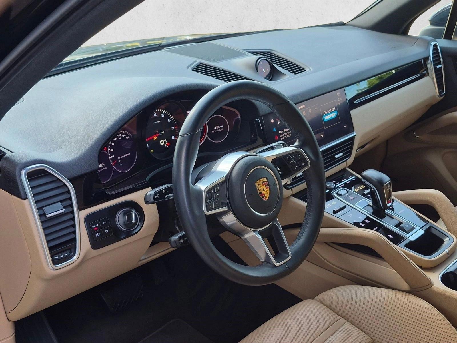 Thumbnail: 2023 Porsche Cayenne - 3
