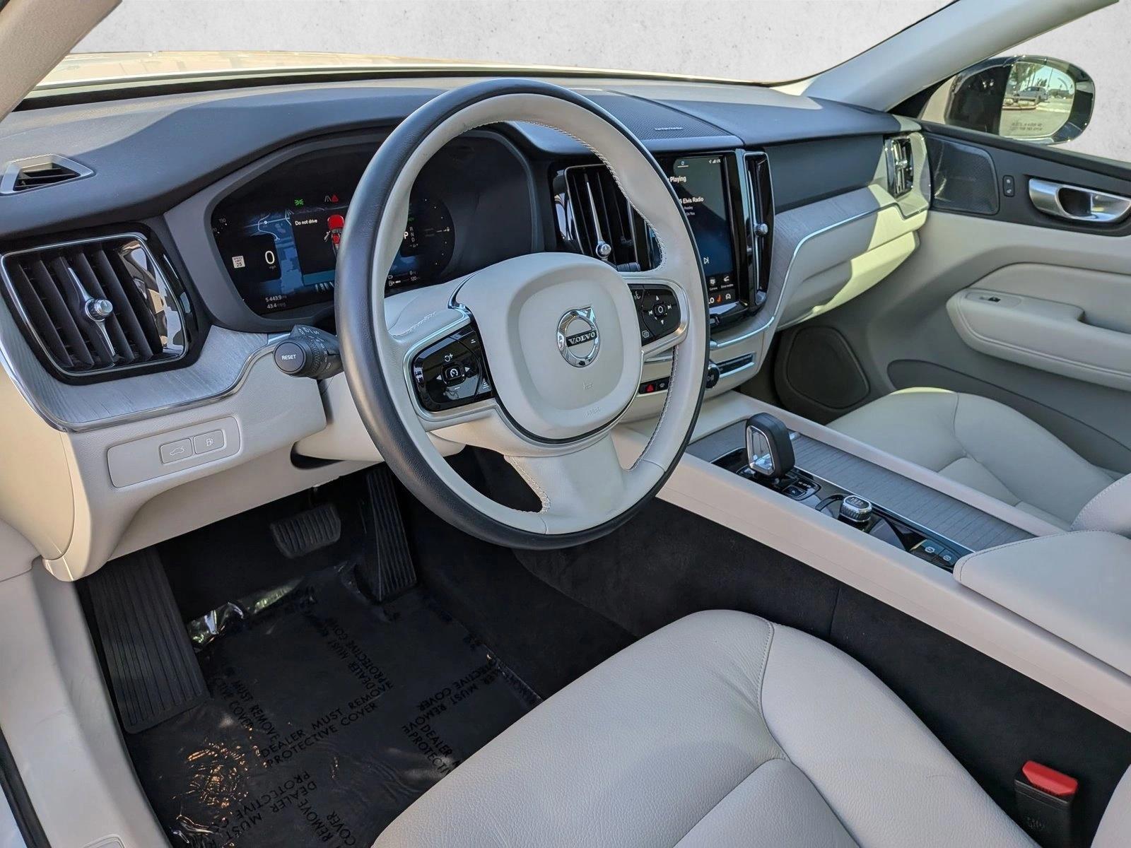 Thumbnail: 2024 Volvo XC60 - 2