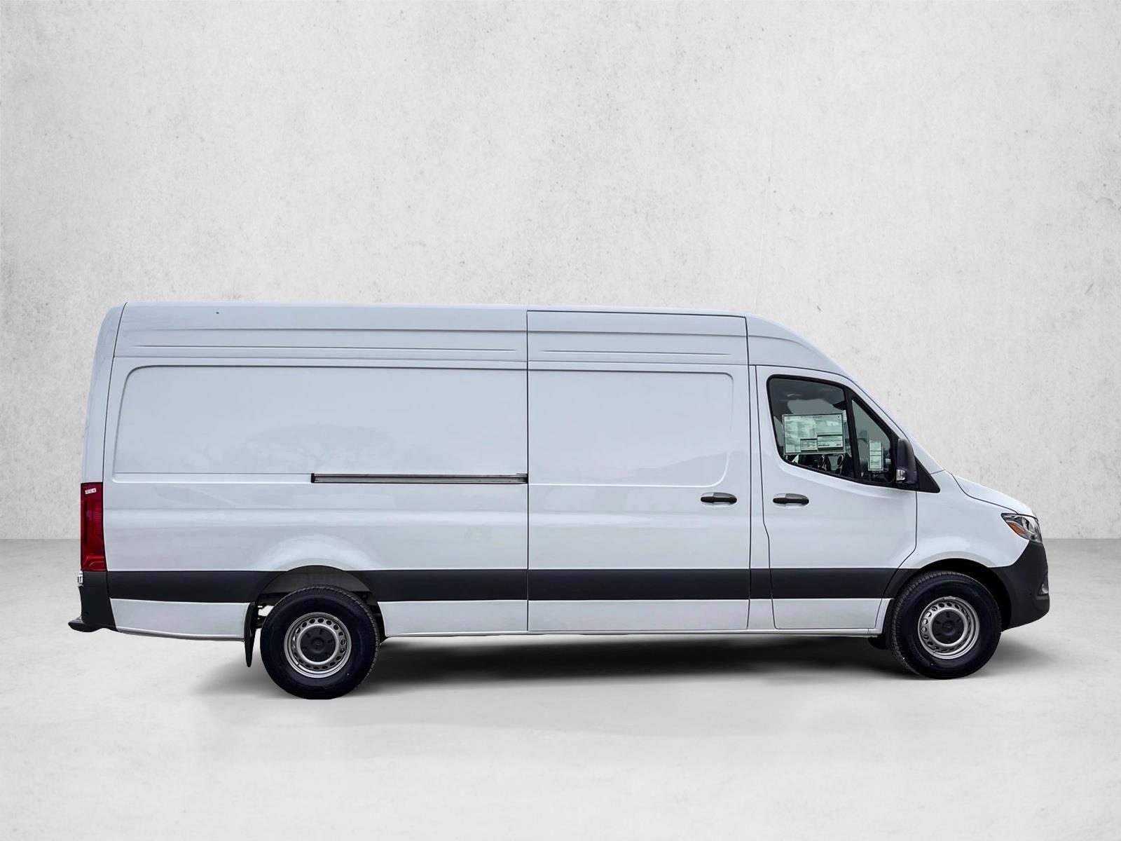 2026 Mercedes-Benz Sprinter Cargo