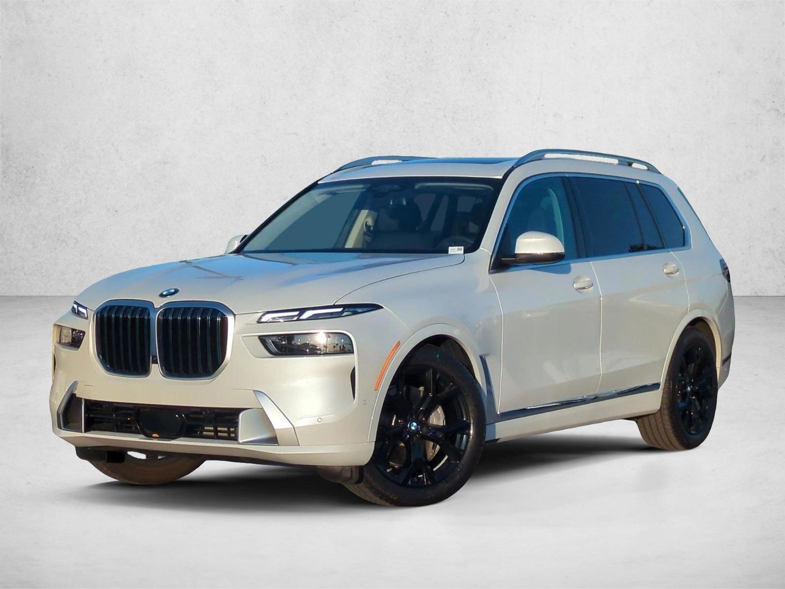 Thumbnail: 2026 BMW X7 - 1