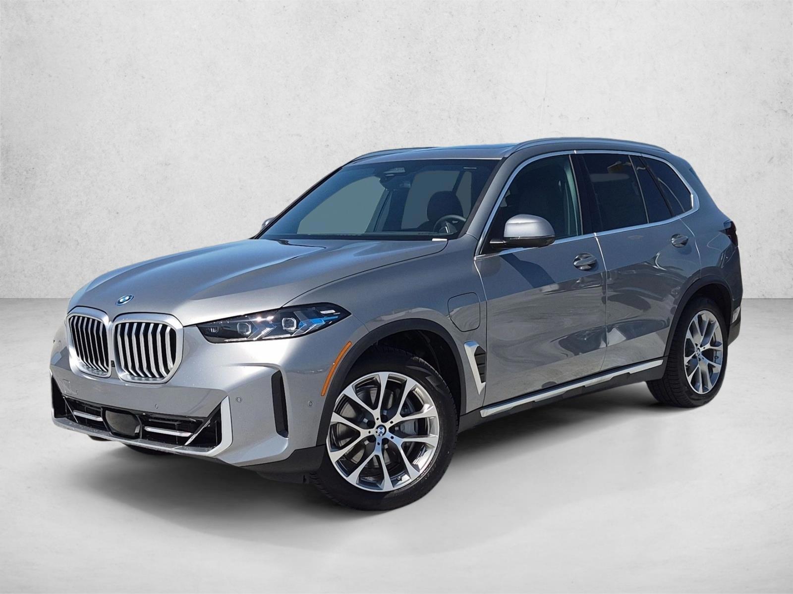 Thumbnail: 2026 BMW X5 - 1