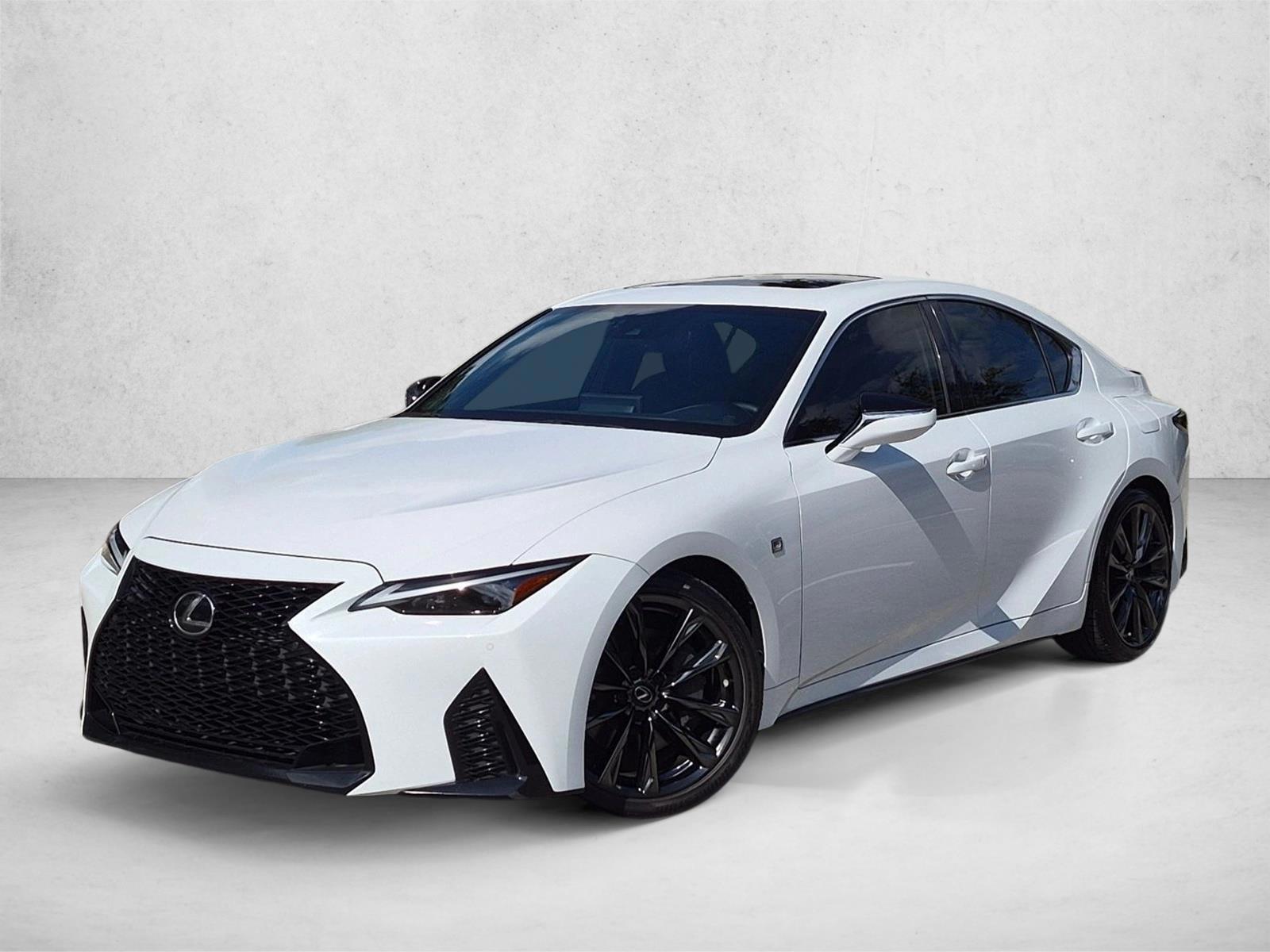 2022 Lexus IS
