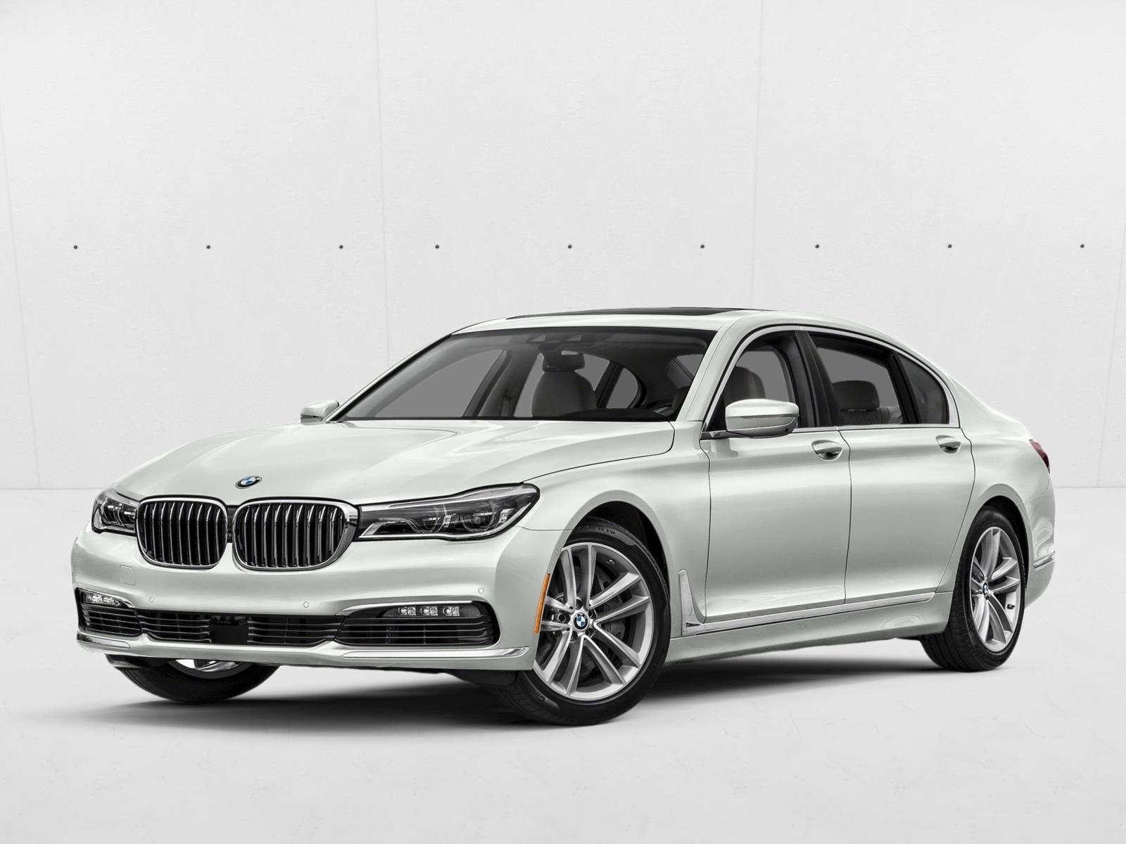 2018 BMW 7 Series 750i's photo
