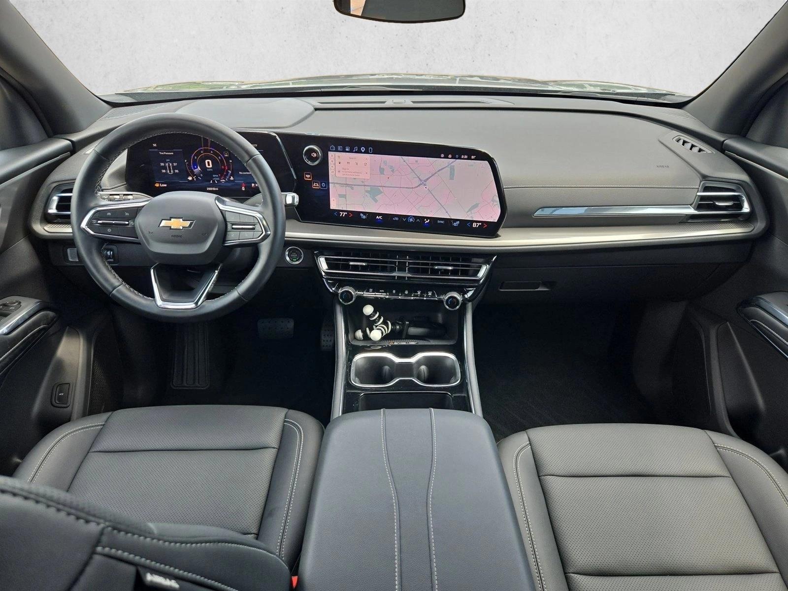 Thumbnail: 2026 Chevrolet Traverse - 4