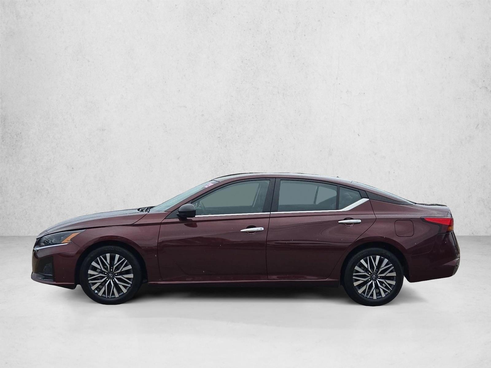 Thumbnail: 2025 Nissan Altima - 2
