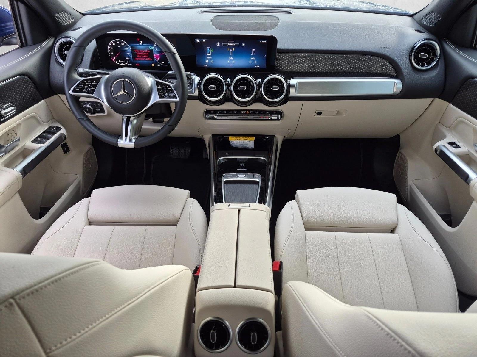 Thumbnail: 2026 Mercedes-Benz GLB - 3