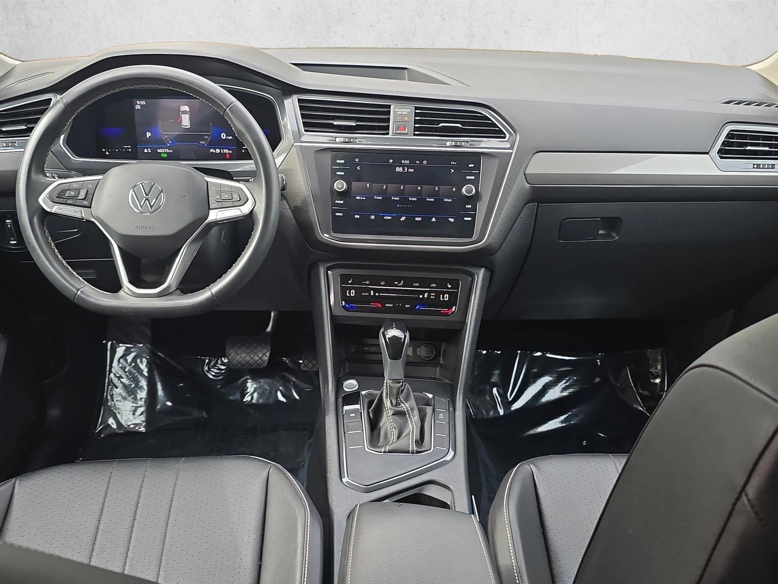 Thumbnail: 2022 Volkswagen Tiguan - 2