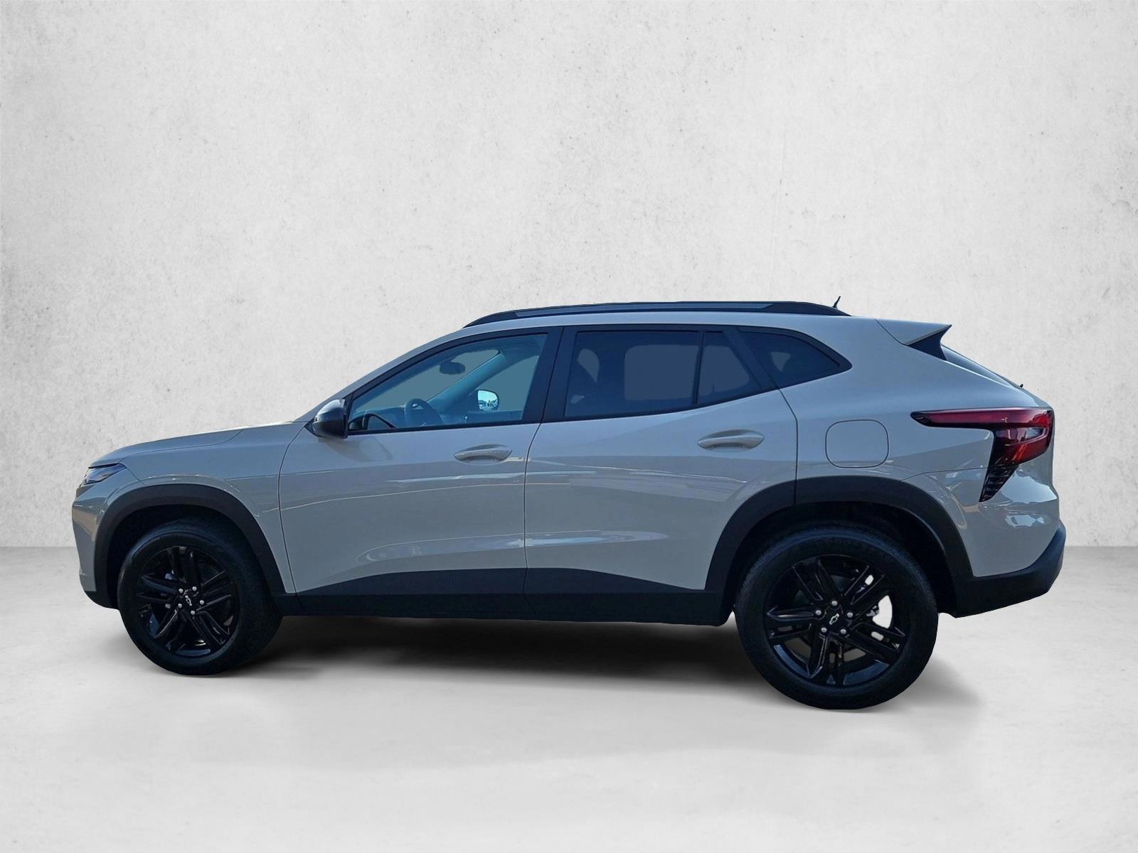 Thumbnail: 2026 Chevrolet Trax - 2