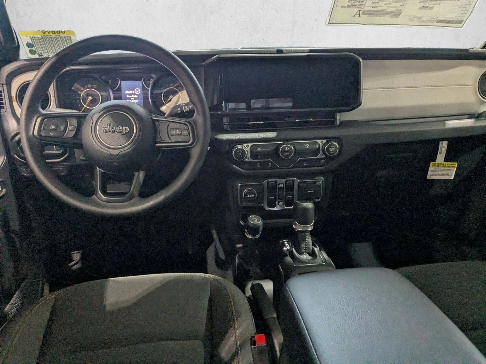Thumbnail: 2026 Jeep Gladiator - 3