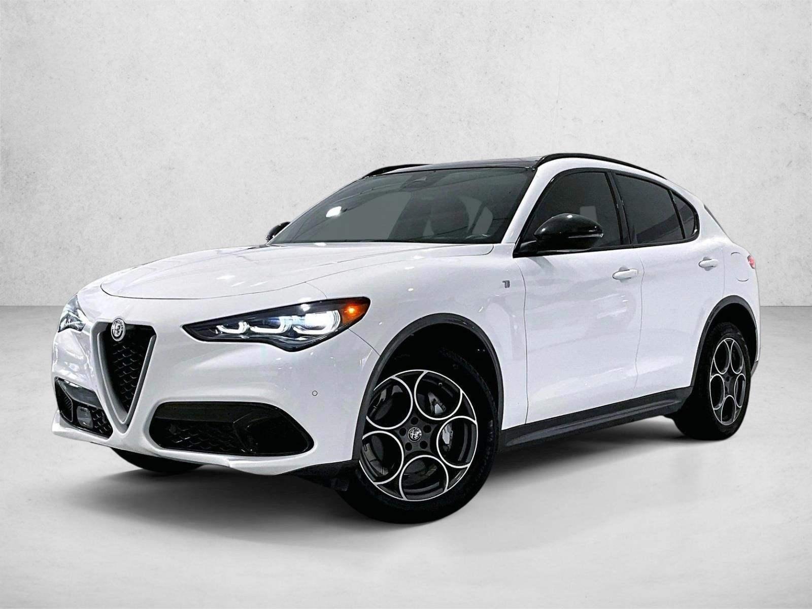 Thumbnail: 2024 Alfa Romeo Stelvio - 1