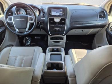 2012 Chrysler Town & Country