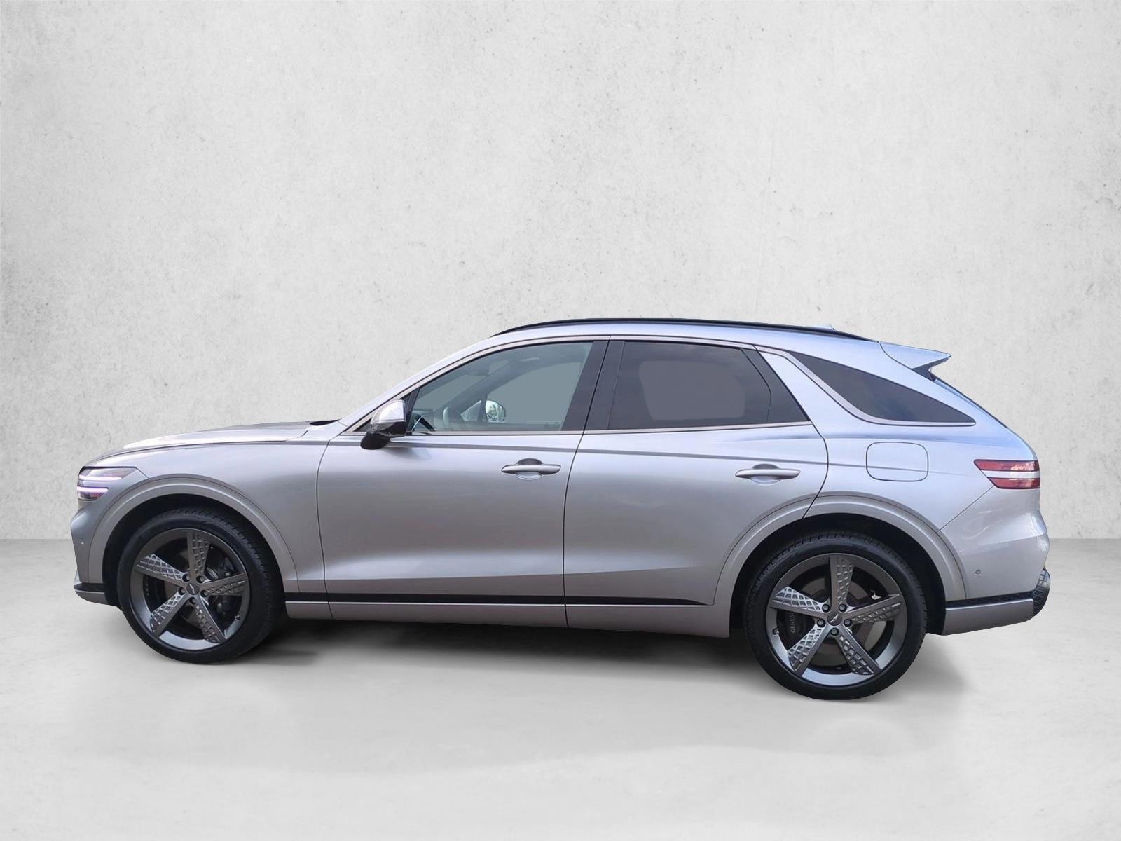 Thumbnail: 2023 Genesis GV70 - 2