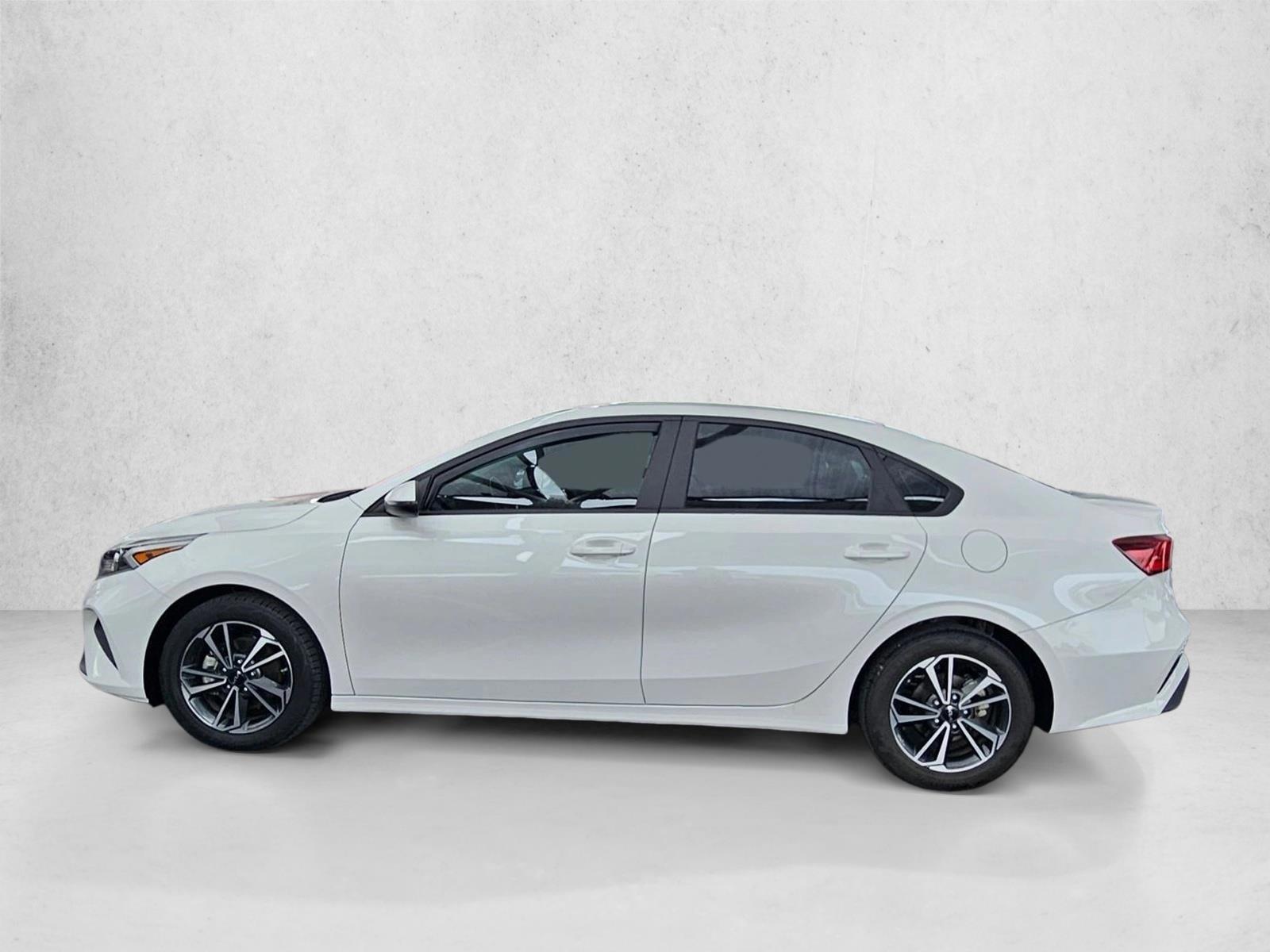 Thumbnail: 2023 Kia Forte - 2