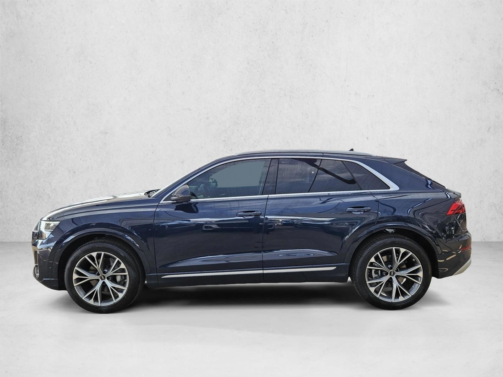 Thumbnail: 2026 Audi Q8 - 2