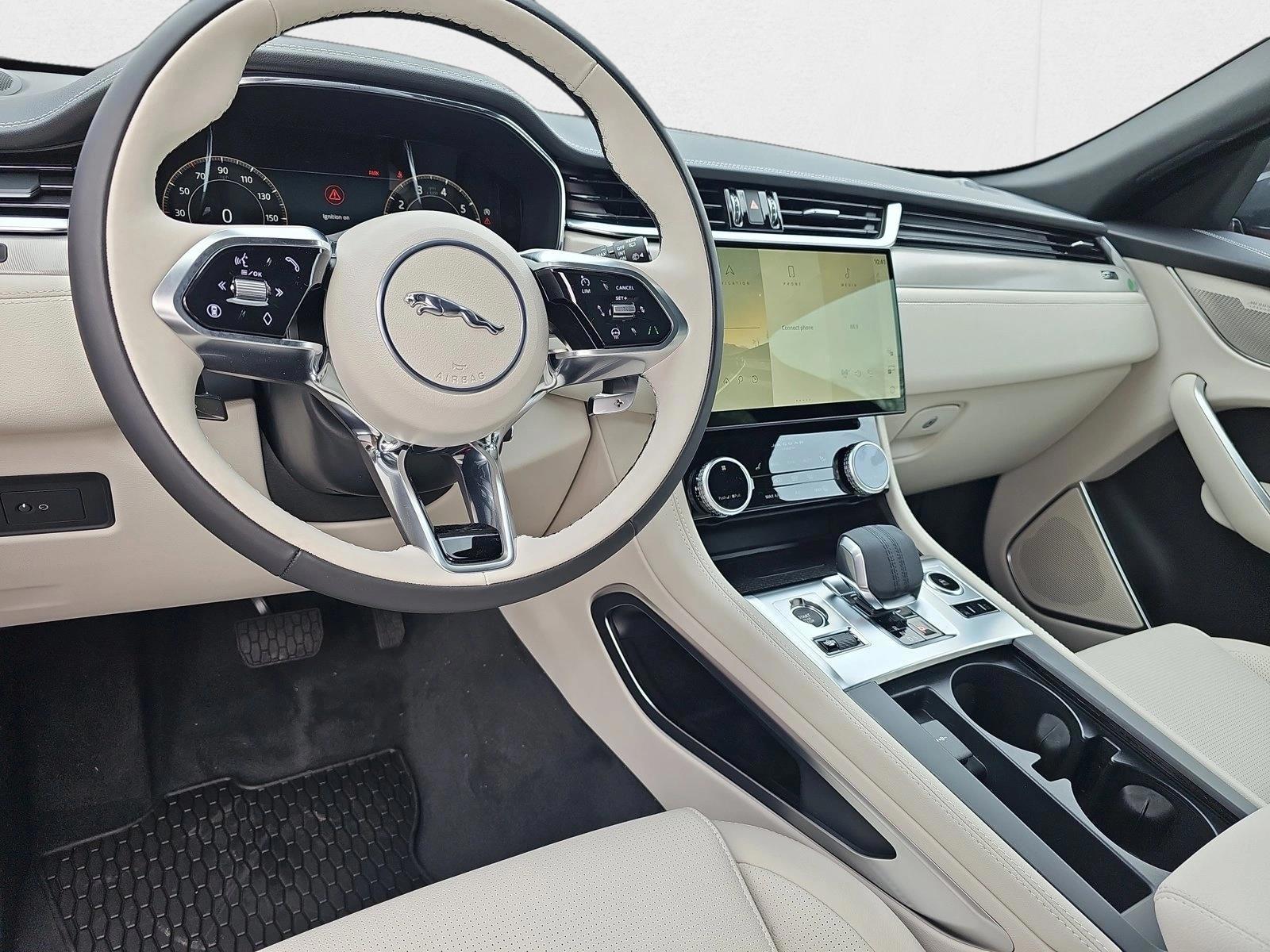 2026 Jaguar F-Pace R-Dynamic S - Photo 13