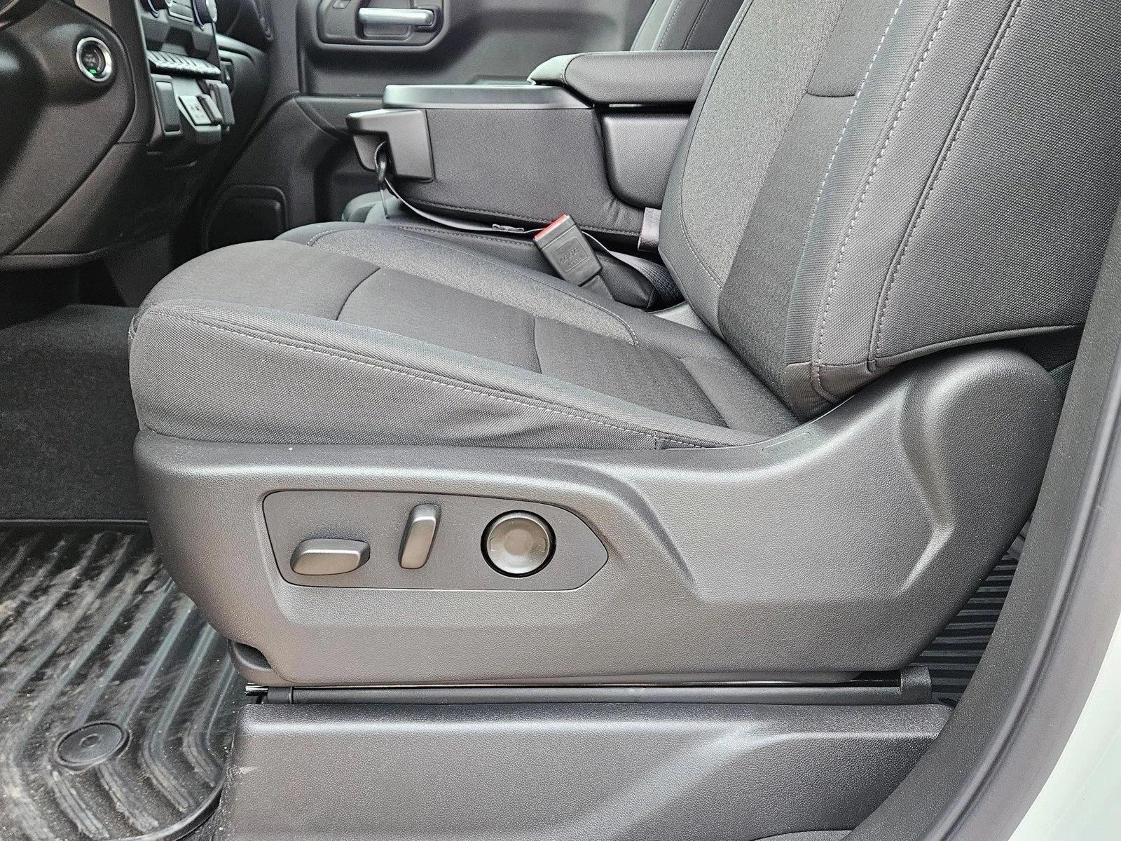 Thumbnail: 2026 Chevrolet Silverado 1500 - 5