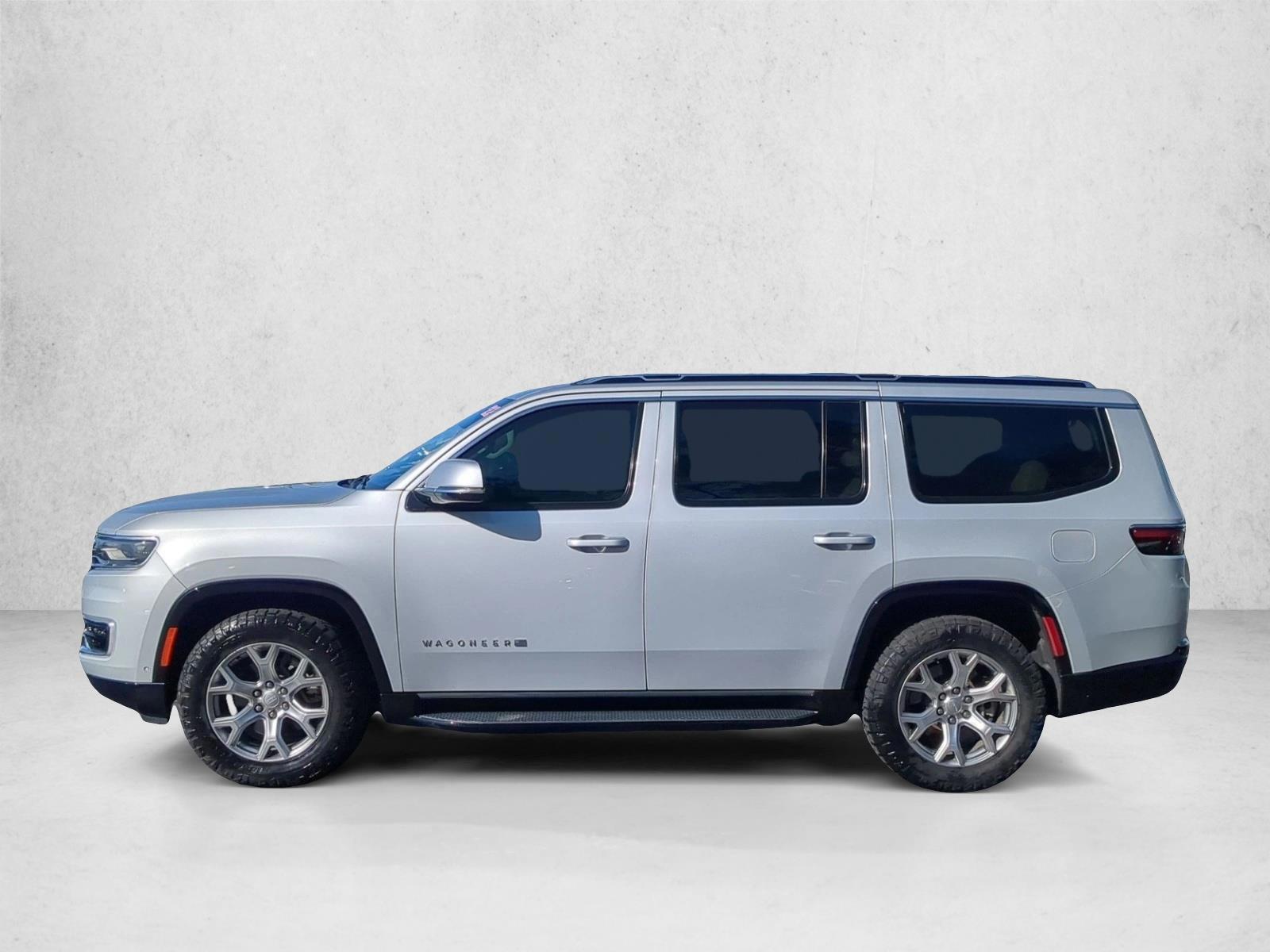 Thumbnail: 2022 Jeep Wagoneer - 2