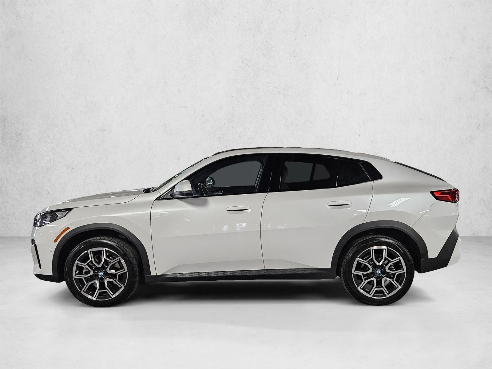 Thumbnail: 2025 BMW X2 - 2