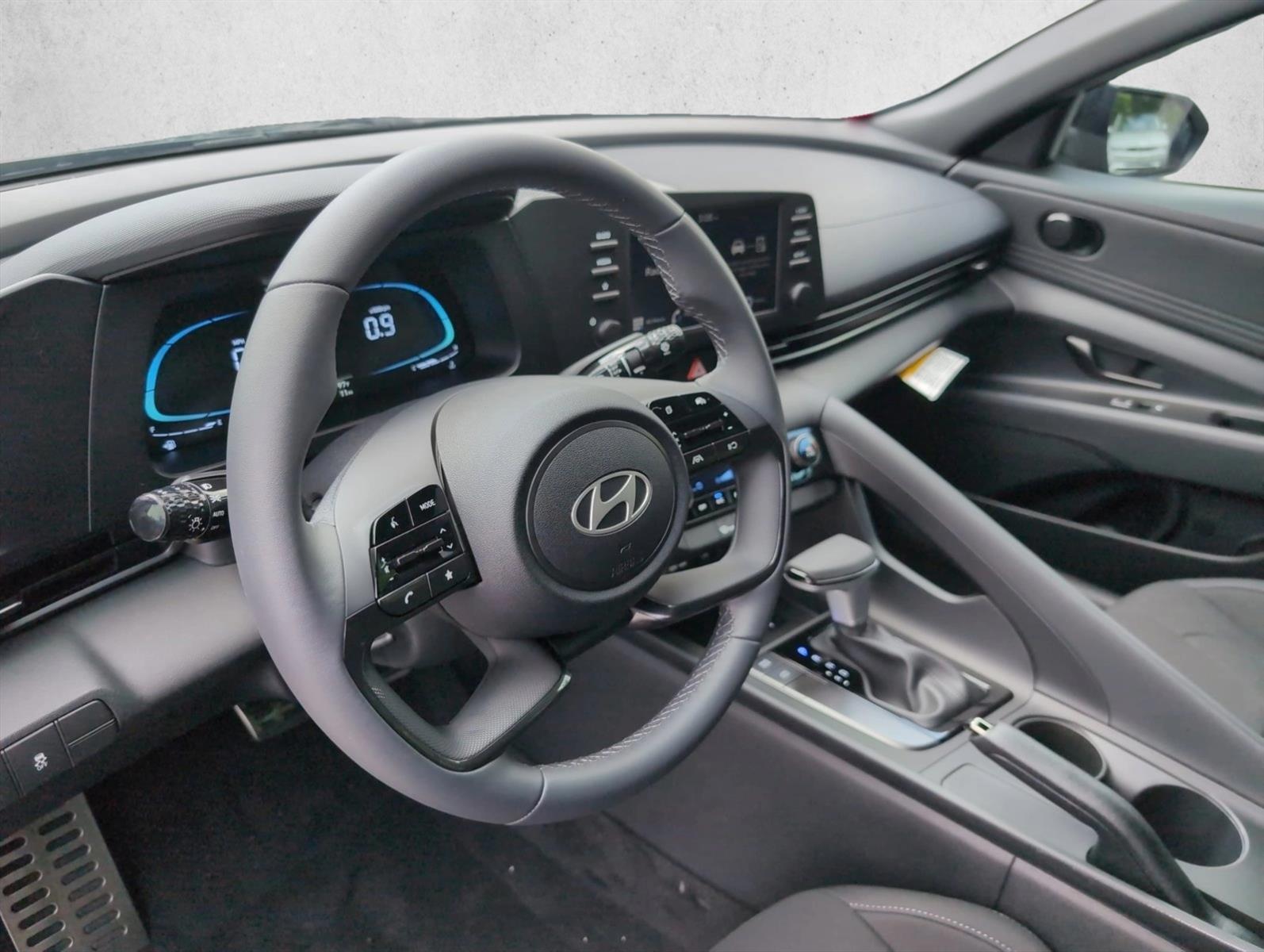 Thumbnail: 2026 Hyundai Elantra - 3