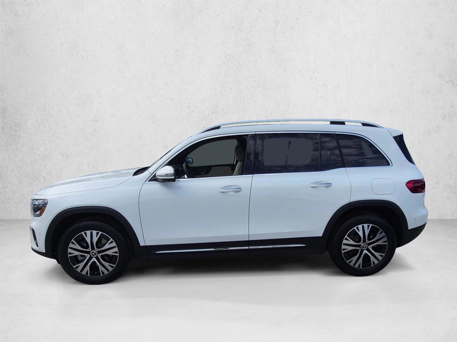 Thumbnail: 2026 Mercedes-Benz GLB - 2