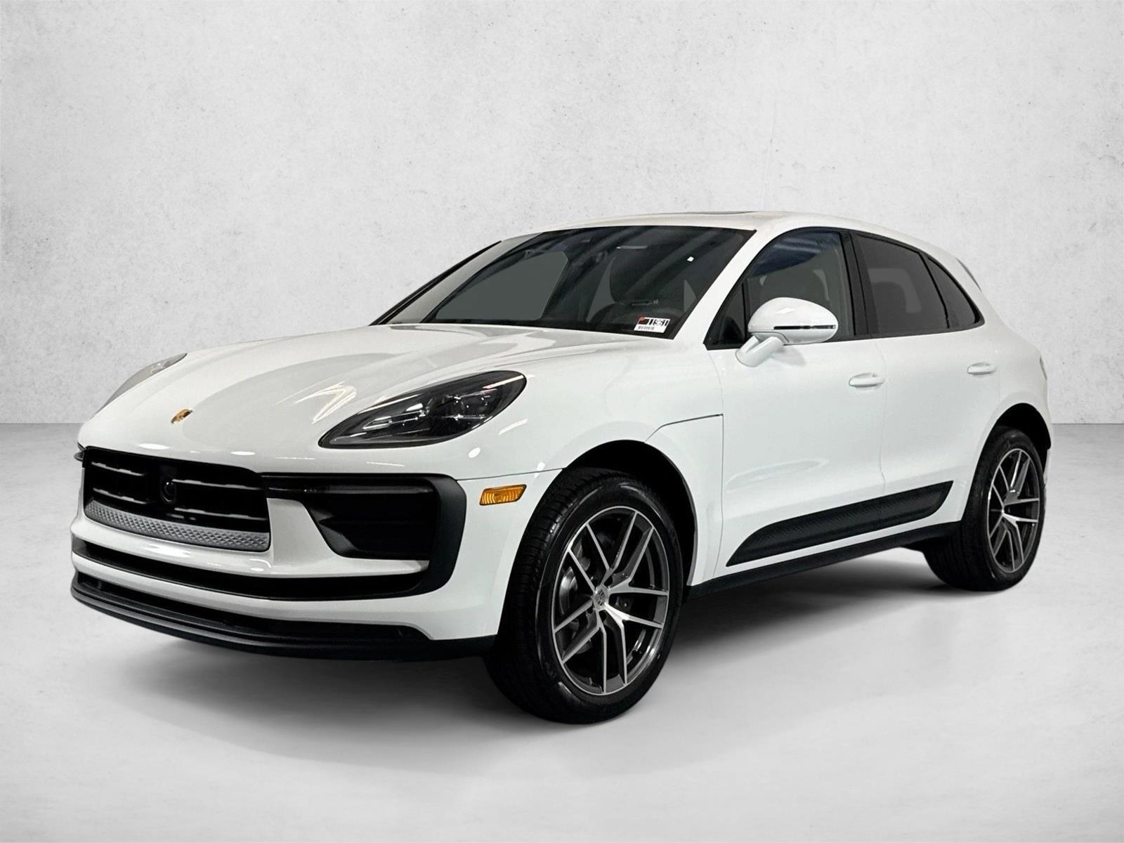 Thumbnail: 2026 Porsche Macan - 1