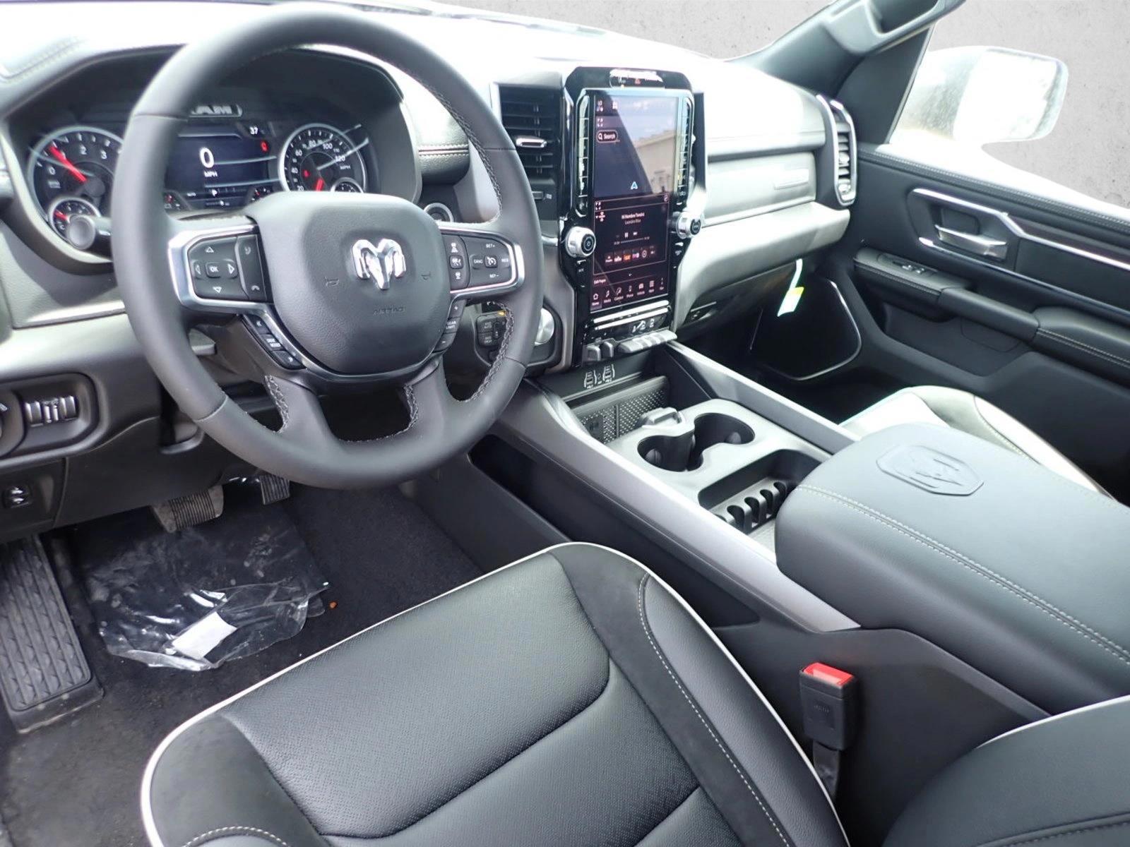 Thumbnail: 2026 RAM 1500 - 3