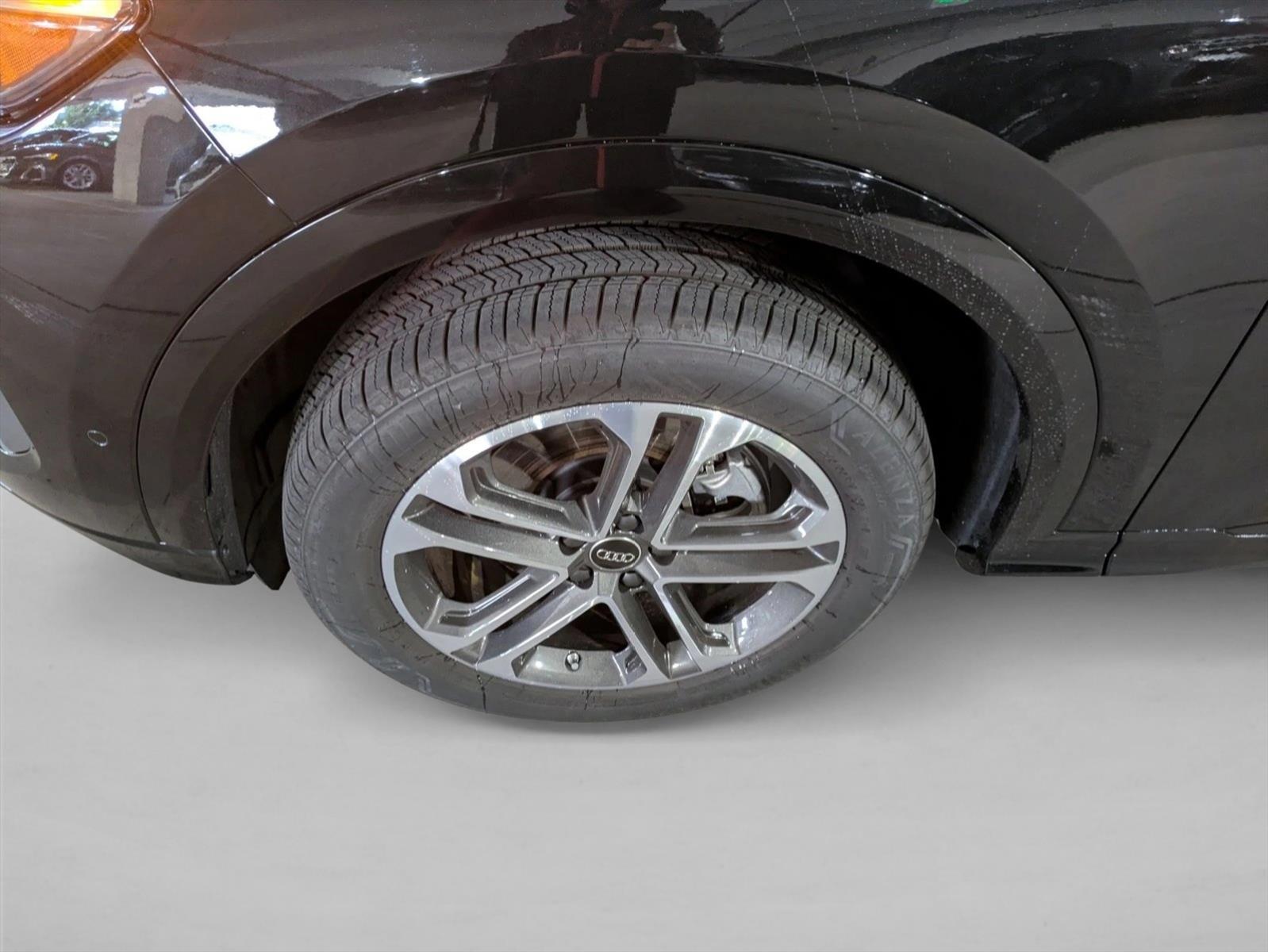 2025 Audi Q5 Premium - Photo 10