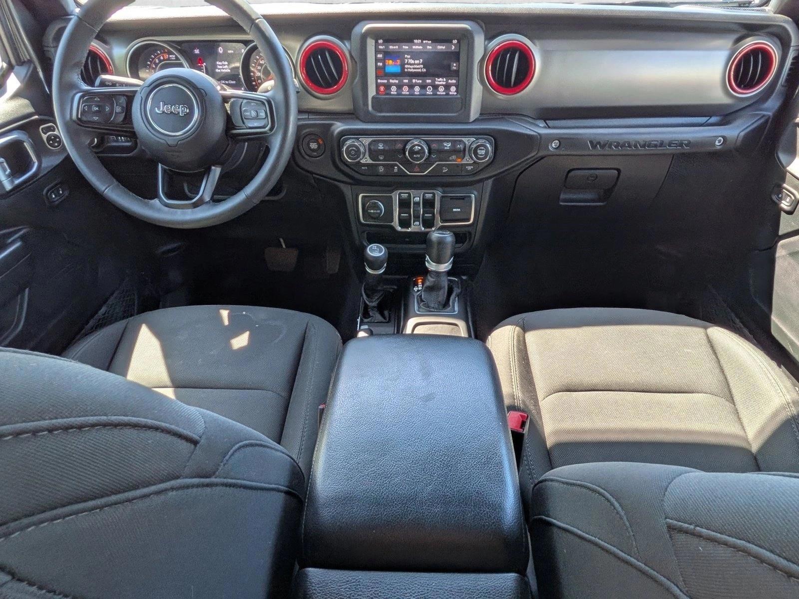 Thumbnail: 2019 Jeep Wrangler - 3