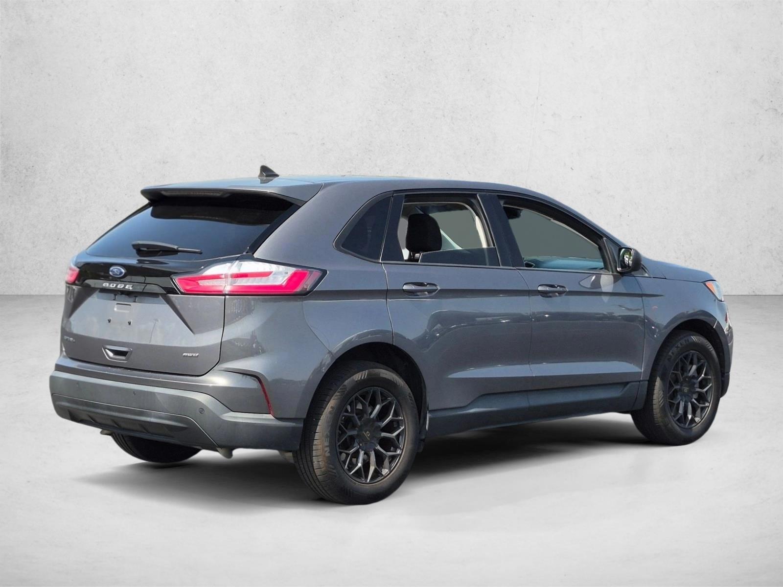 2022 Ford Edge