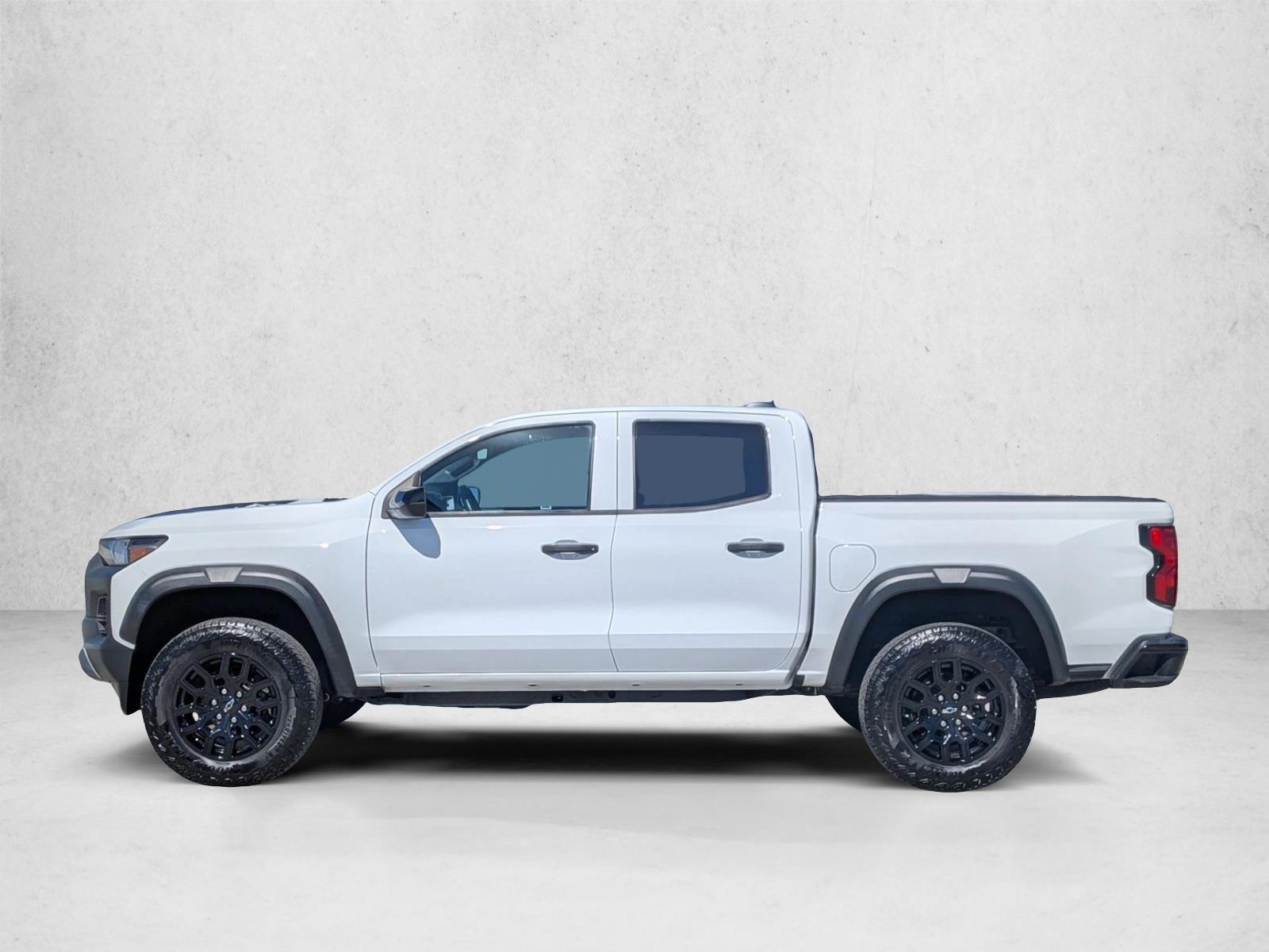 Thumbnail: 2023 Chevrolet Colorado - 2