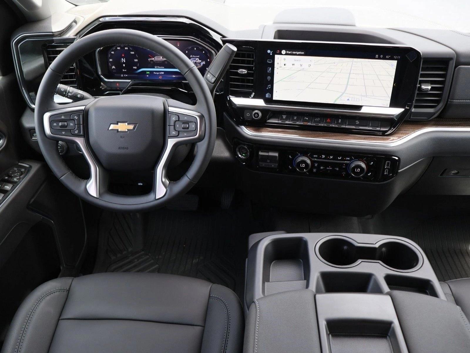 Thumbnail: 2026 Chevrolet Silverado 2500 - 4