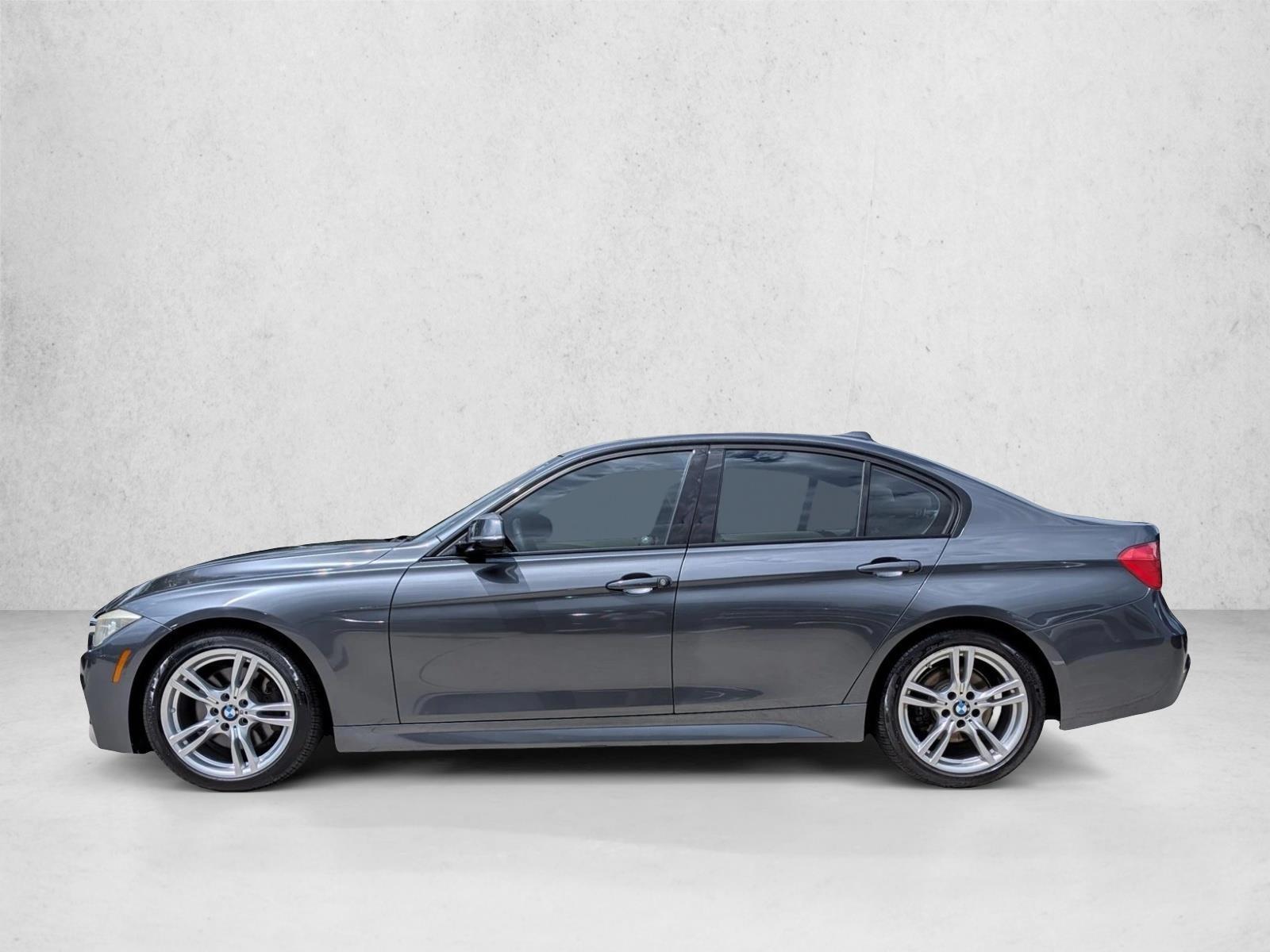 Thumbnail: 2013 BMW 3 Series - 2