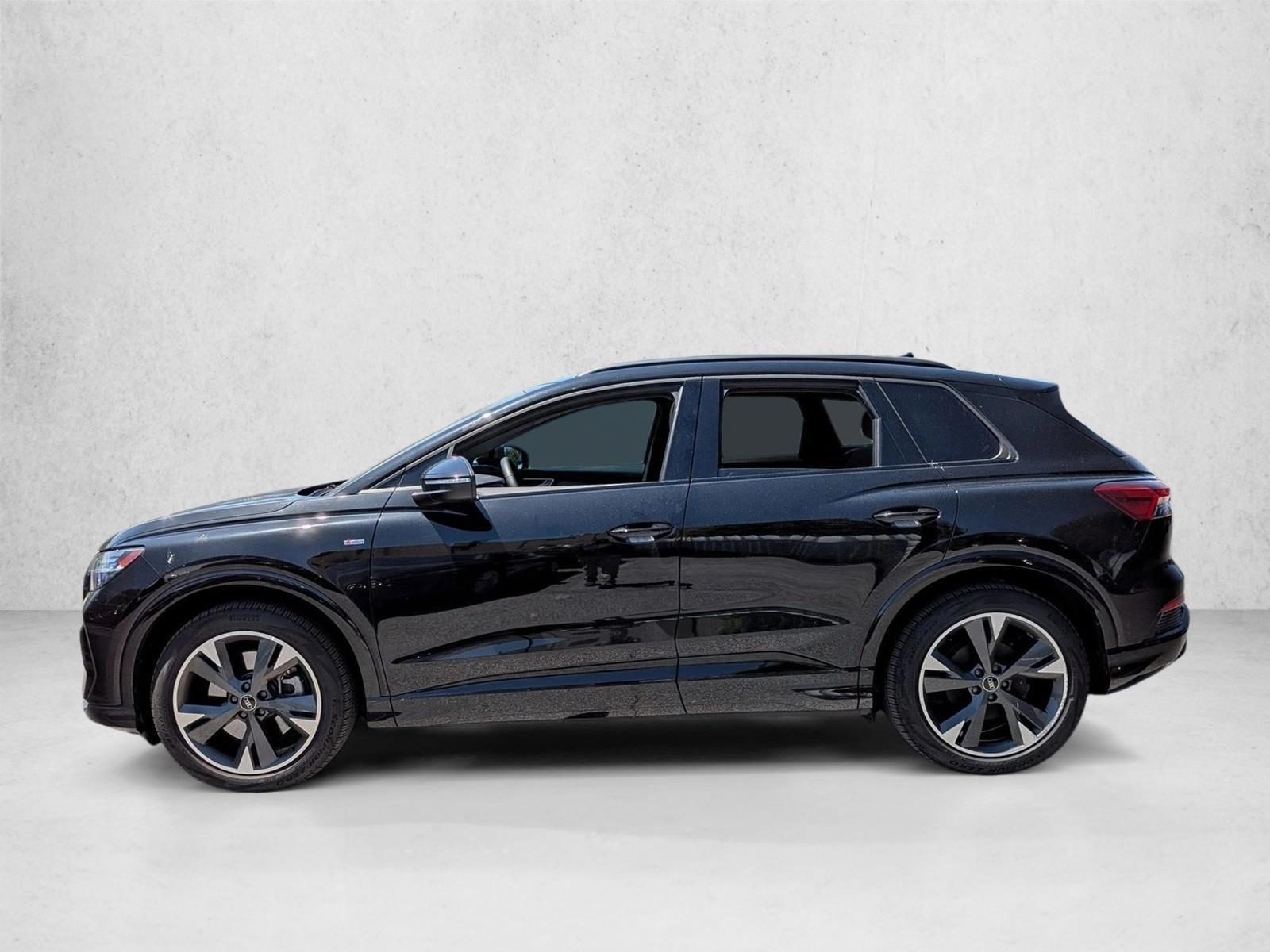 Thumbnail: 2025 Audi Q4 e-tron - 2