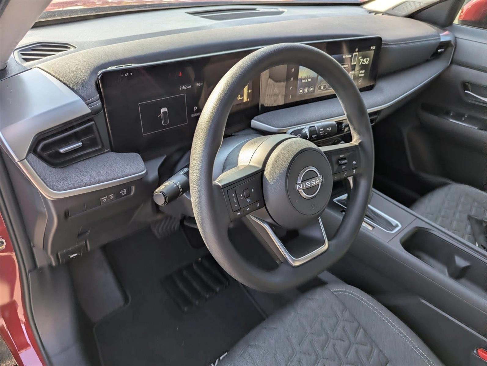 Thumbnail: 2025 Nissan Kicks - 3