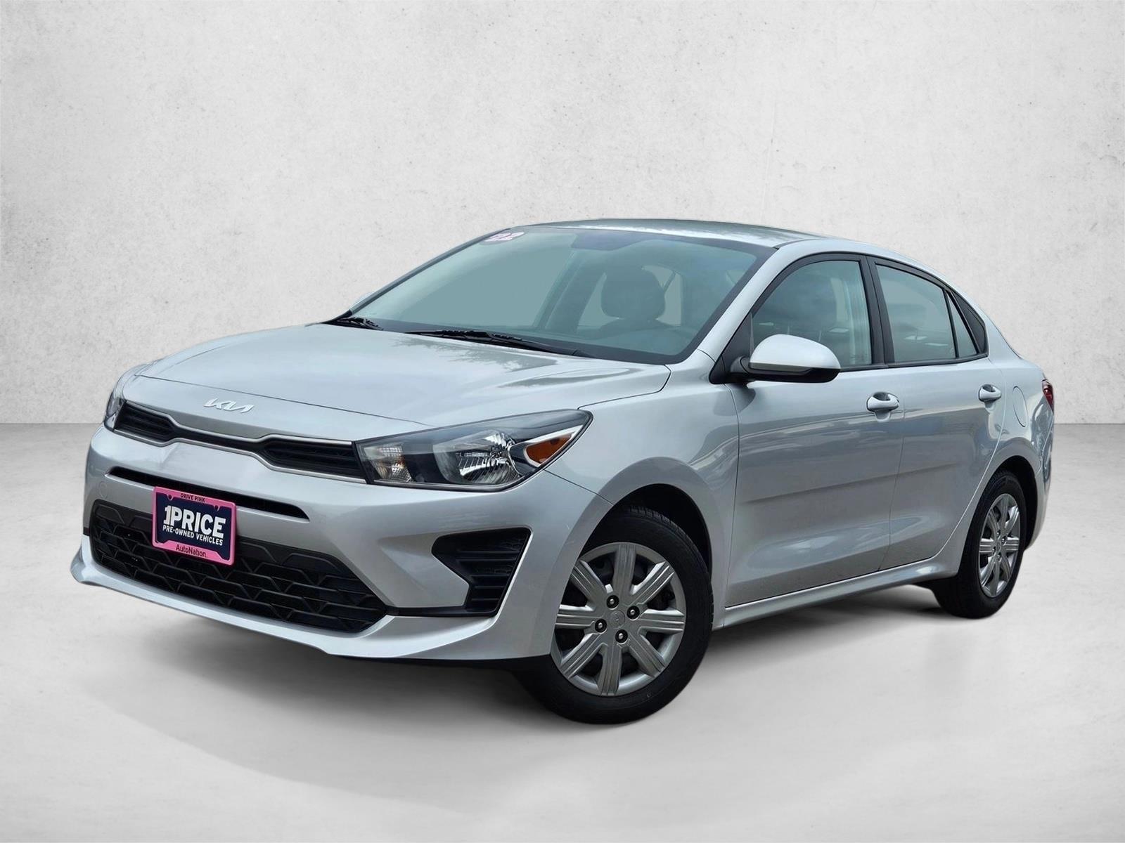 Thumbnail: 2022 Kia Rio - 1