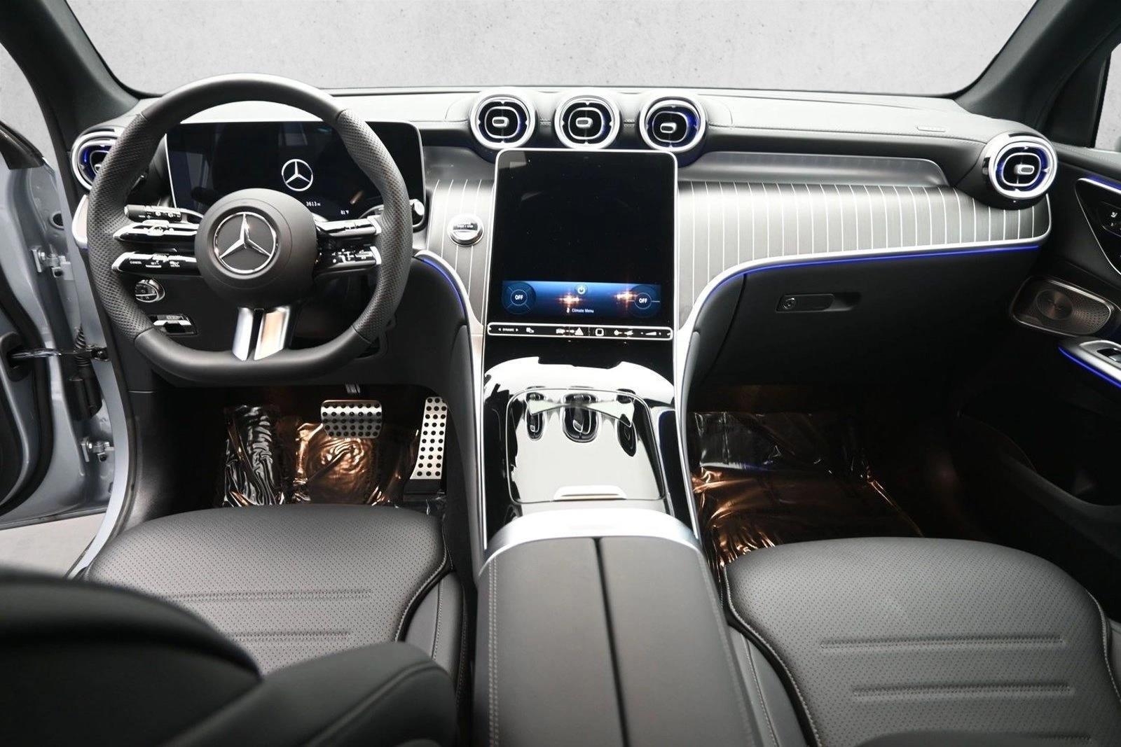Thumbnail: 2026 Mercedes-Benz GLC - 4