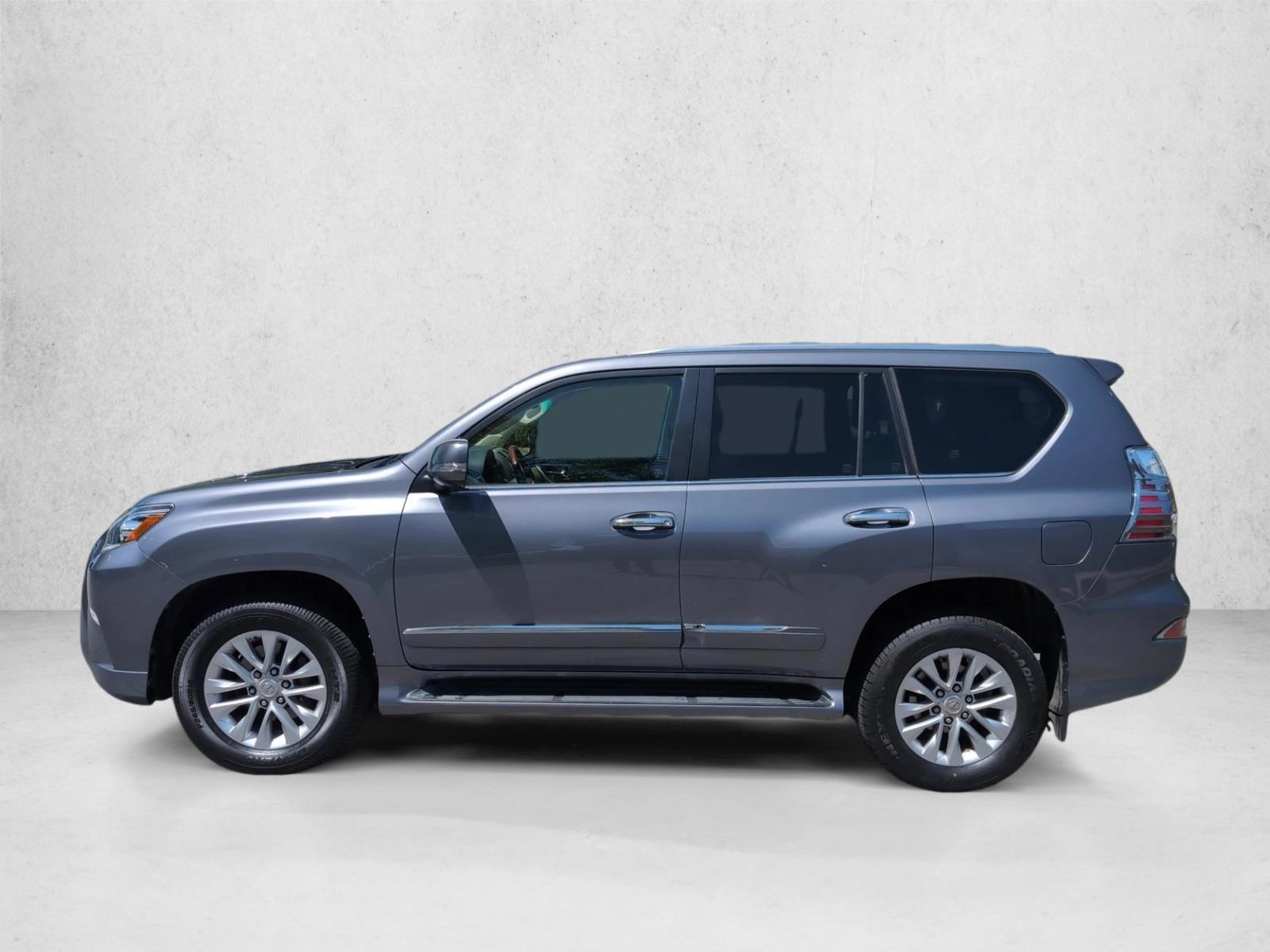 Thumbnail: 2016 Lexus GX - 2
