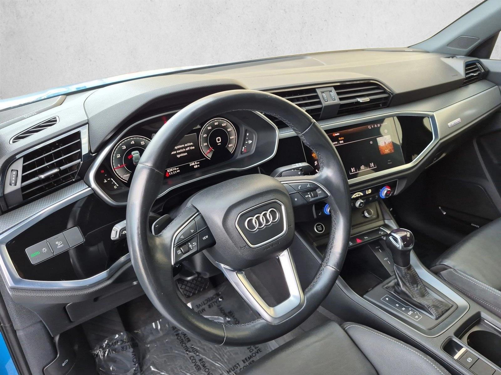 Thumbnail: 2022 Audi Q3 - 3