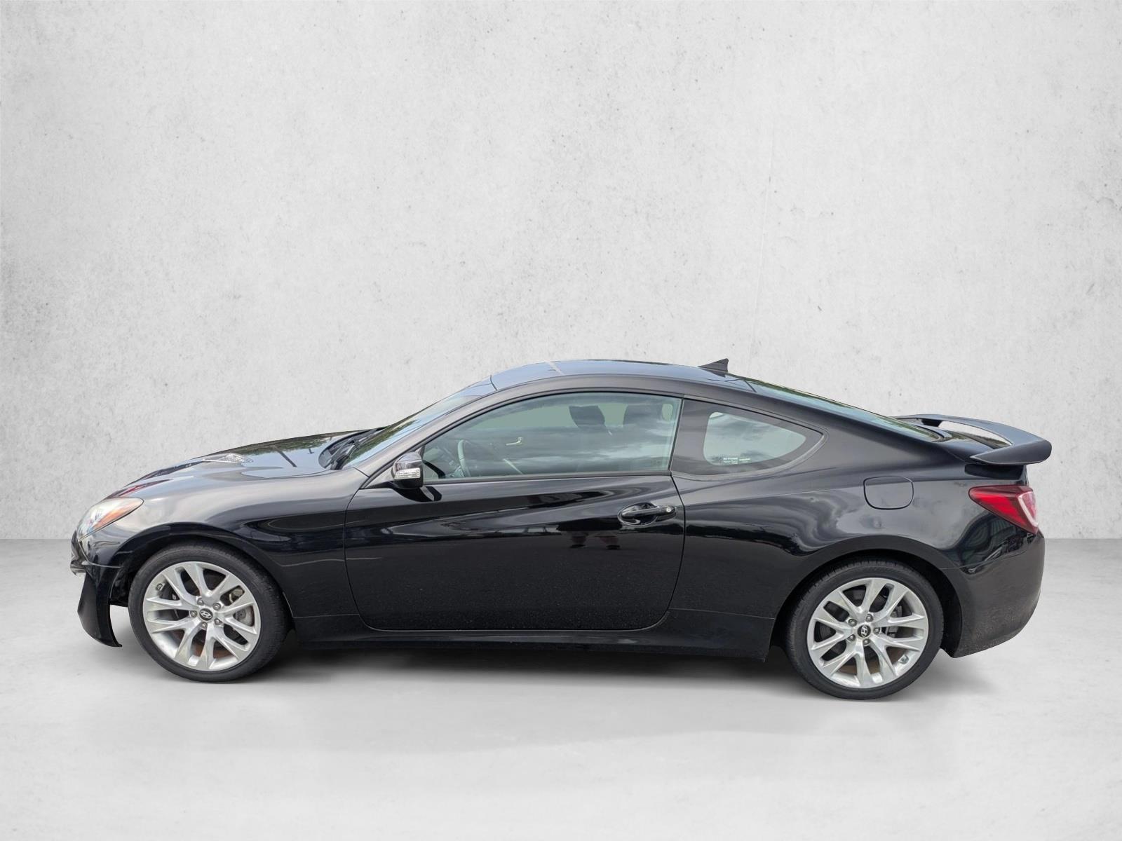 Thumbnail: 2015 Hyundai Genesis - 2