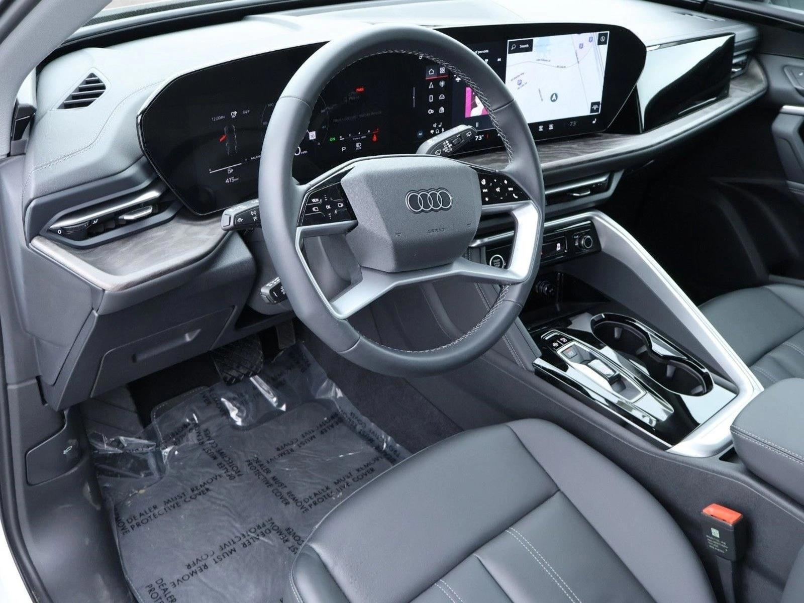 Thumbnail: 2025 Audi Q5 - 3