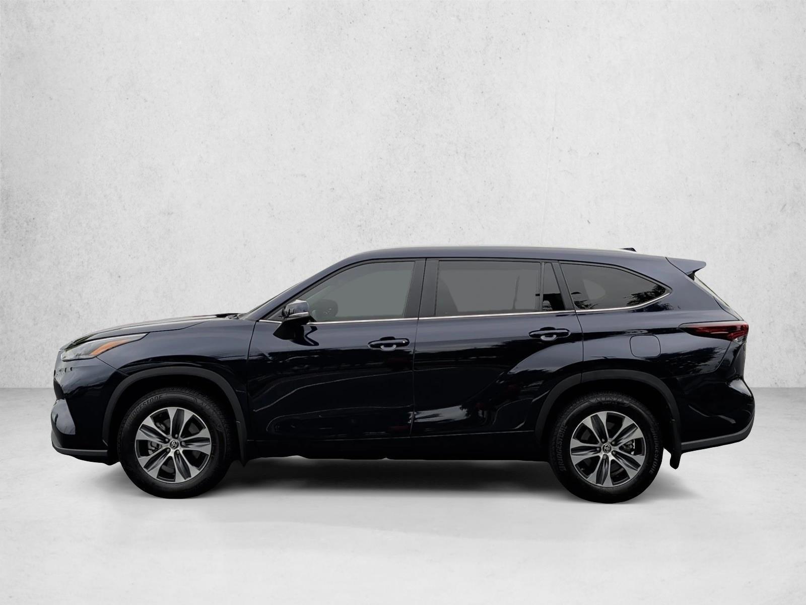Thumbnail: 2025 Toyota Highlander - 2