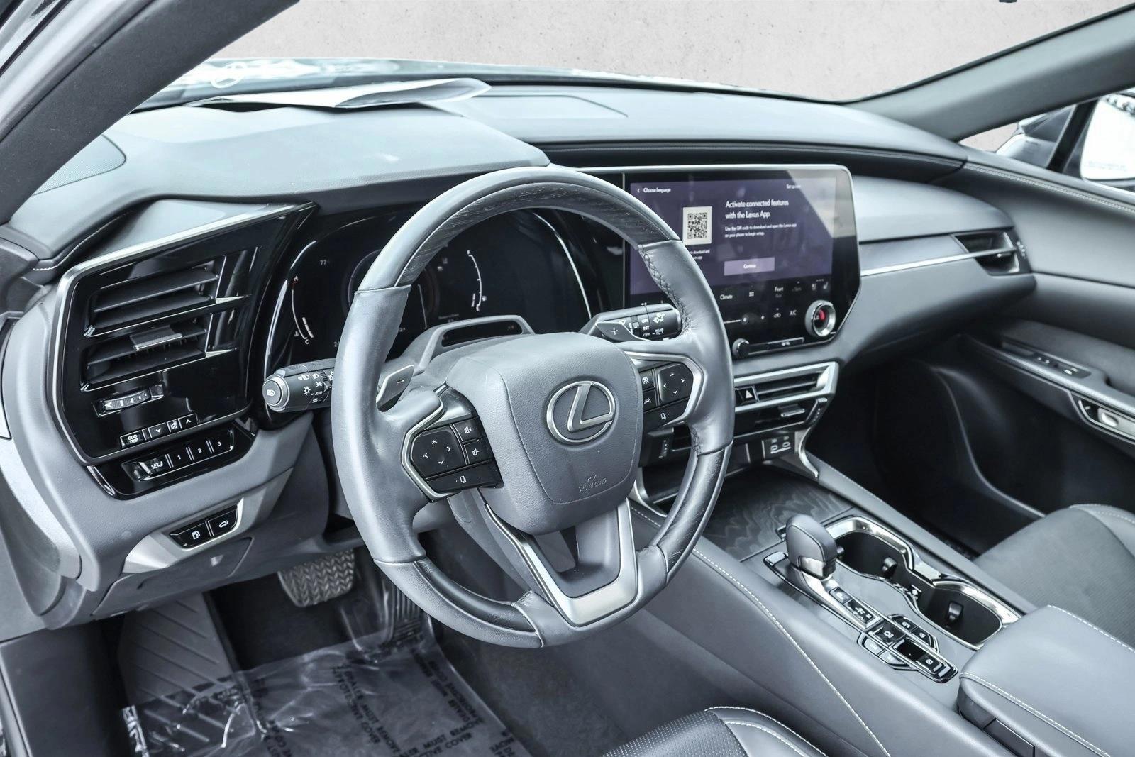 Thumbnail: 2024 Lexus RX - 3