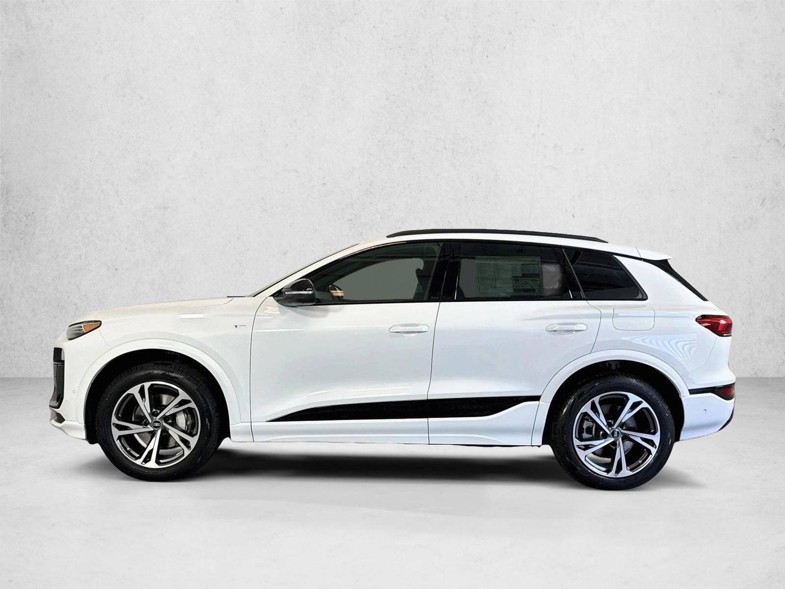 Thumbnail: 2027 Audi Q6 e-tron - 2