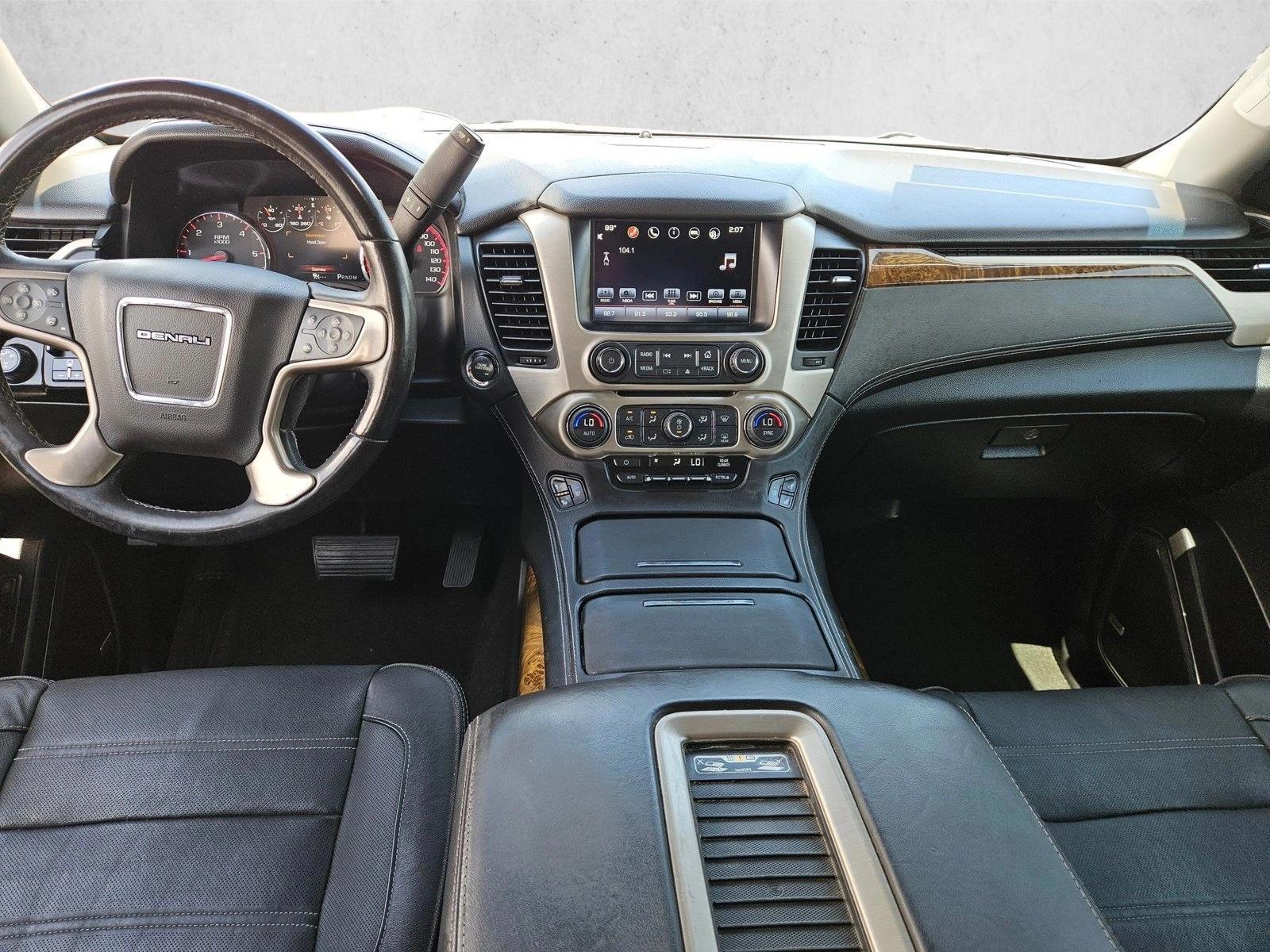 Thumbnail: 2016 GMC Yukon - 3