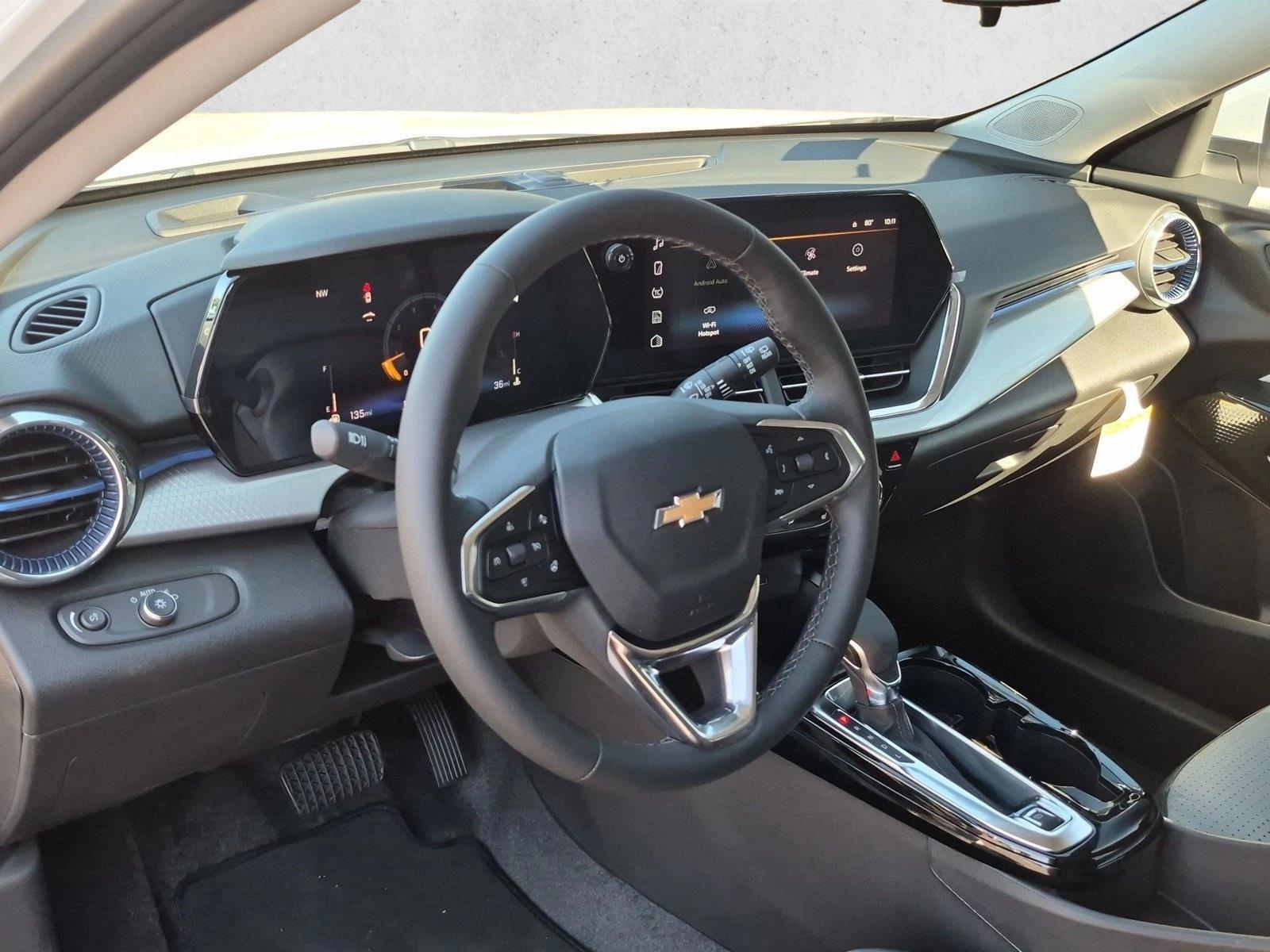 Thumbnail: 2026 Chevrolet Trax - 3